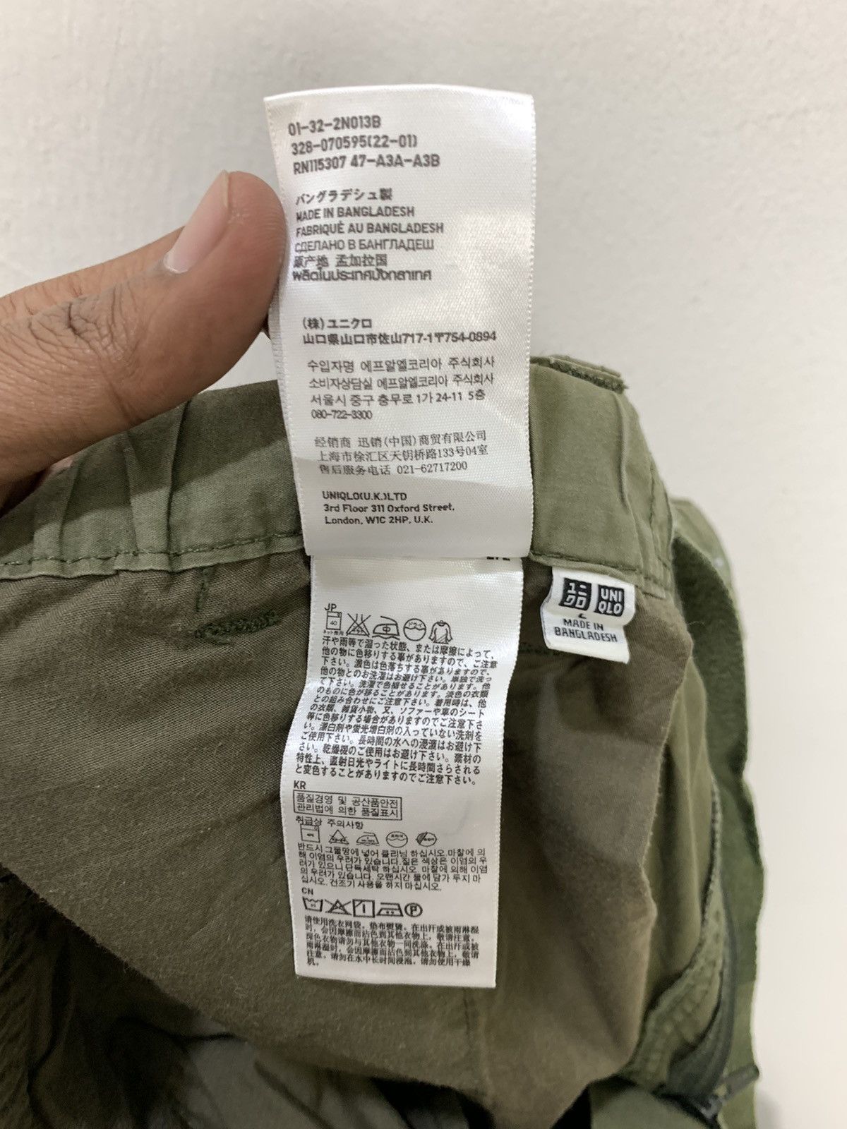 Seditionaries × Uniqlo UNIQLO Bondage Pullover Multipocket Cargo Crop Short Pant Size US 34 / EU 50 - 20 Thumbnail