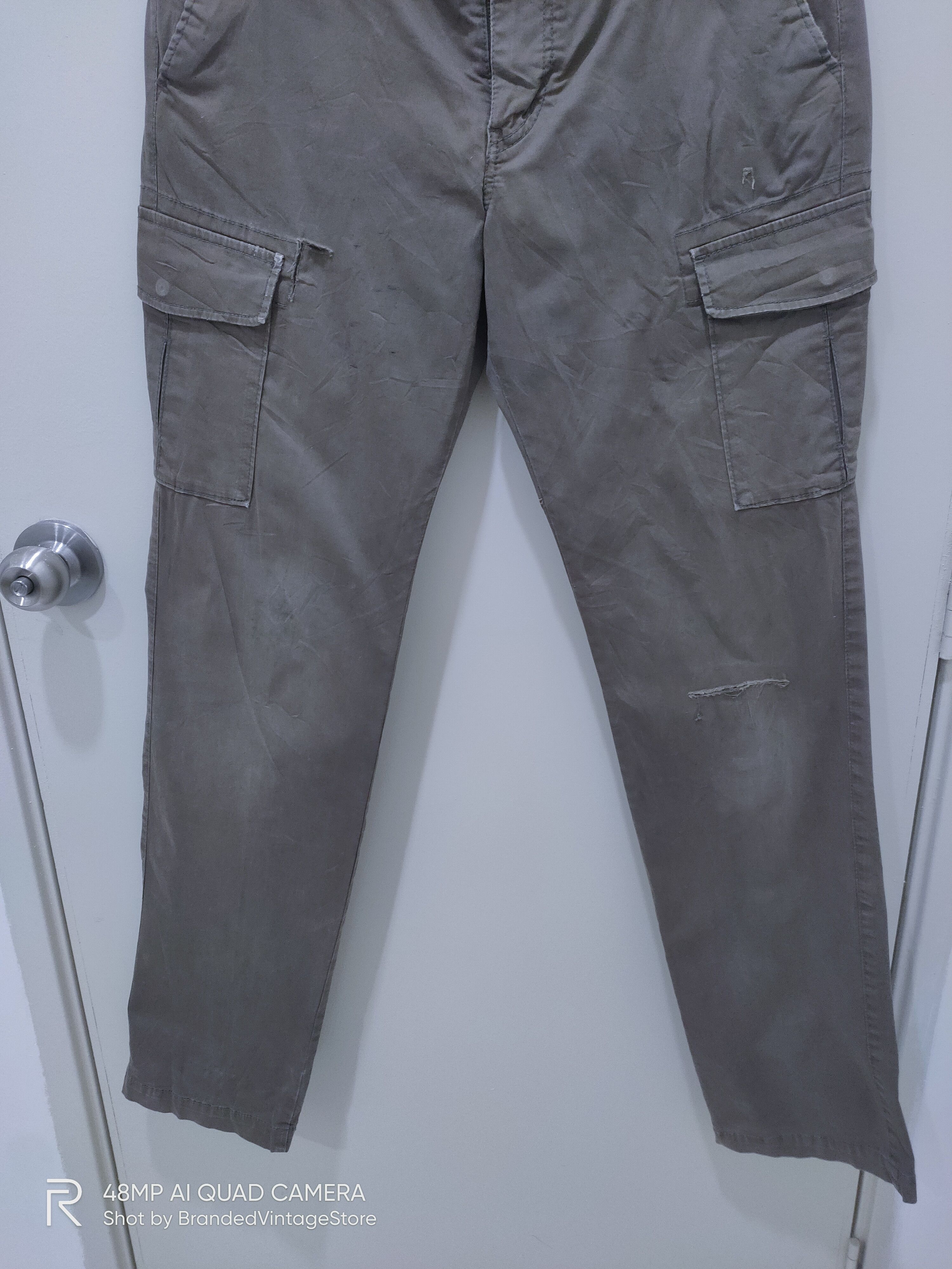 Japanese Brand UNIQLO Hard Cotton Distress Multipocket Utility Cargo Pants Size US 32 / EU 48 - 5 Thumbnail
