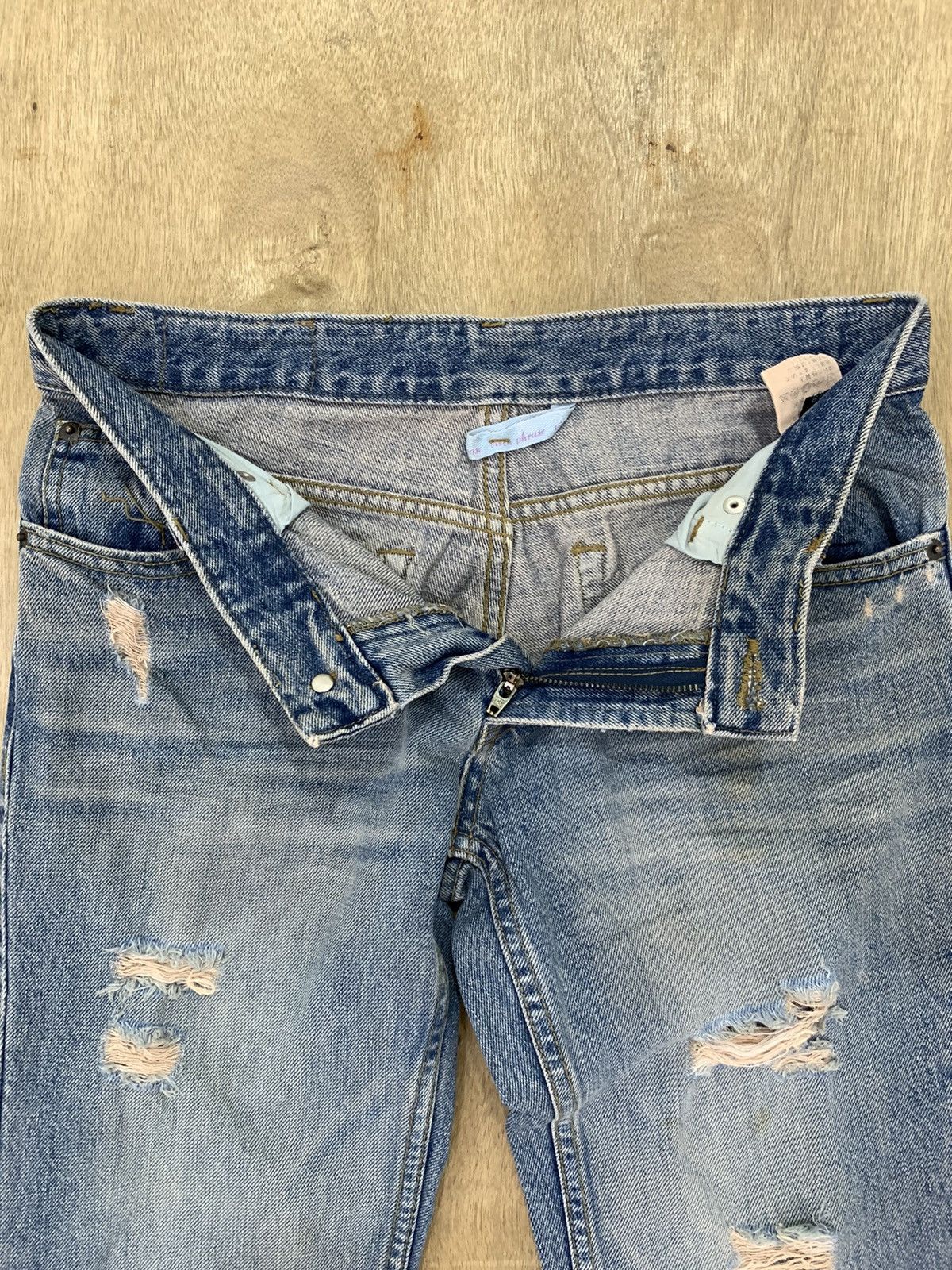 Japanese Brand VIRCA PHRASE Disstressed Denim SlimFit Harajuku Style Jeans Size 29" - 14 Thumbnail