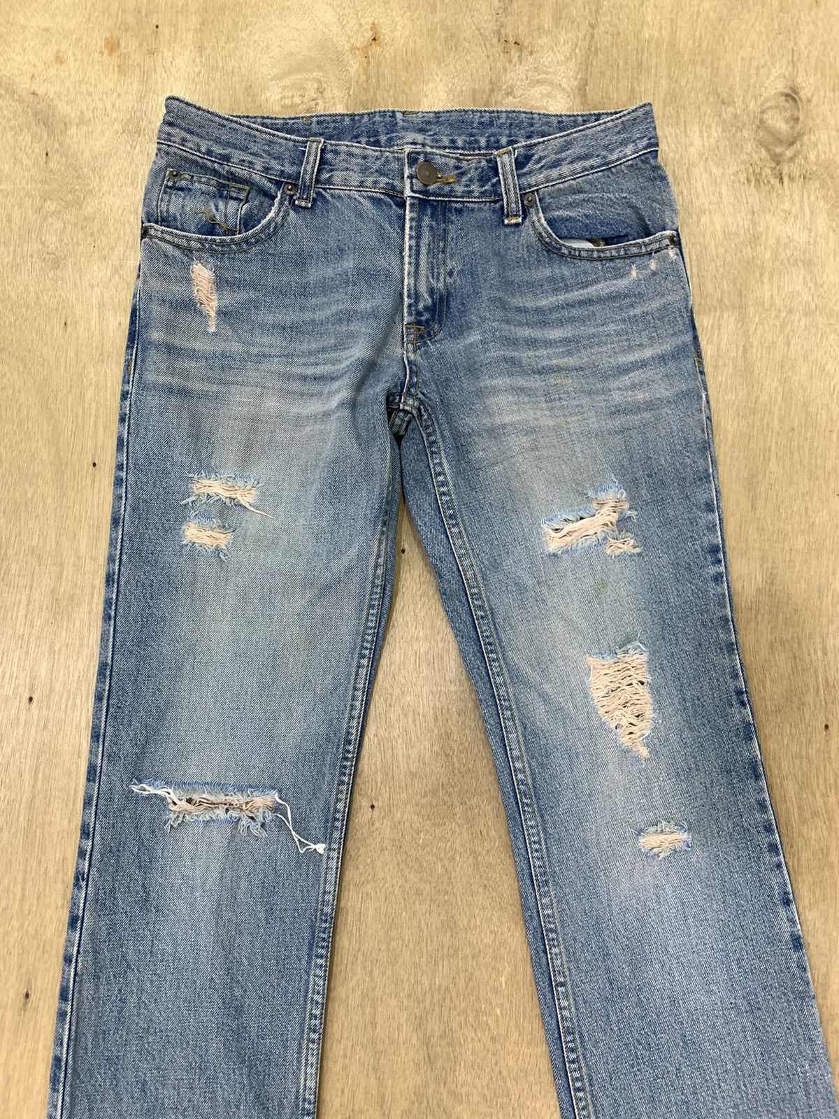 Japanese Brand VIRCA PHRASE Disstressed Denim SlimFit Harajuku Style Jeans Size 29" - 4 Thumbnail