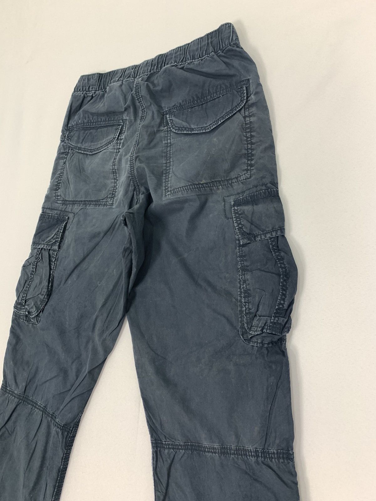 H&M H&M x L.O.G.G Carpenter Baggy Pocket Jogger Cargo Crop Pant Size US 28 / EU 44 - 13 Thumbnail