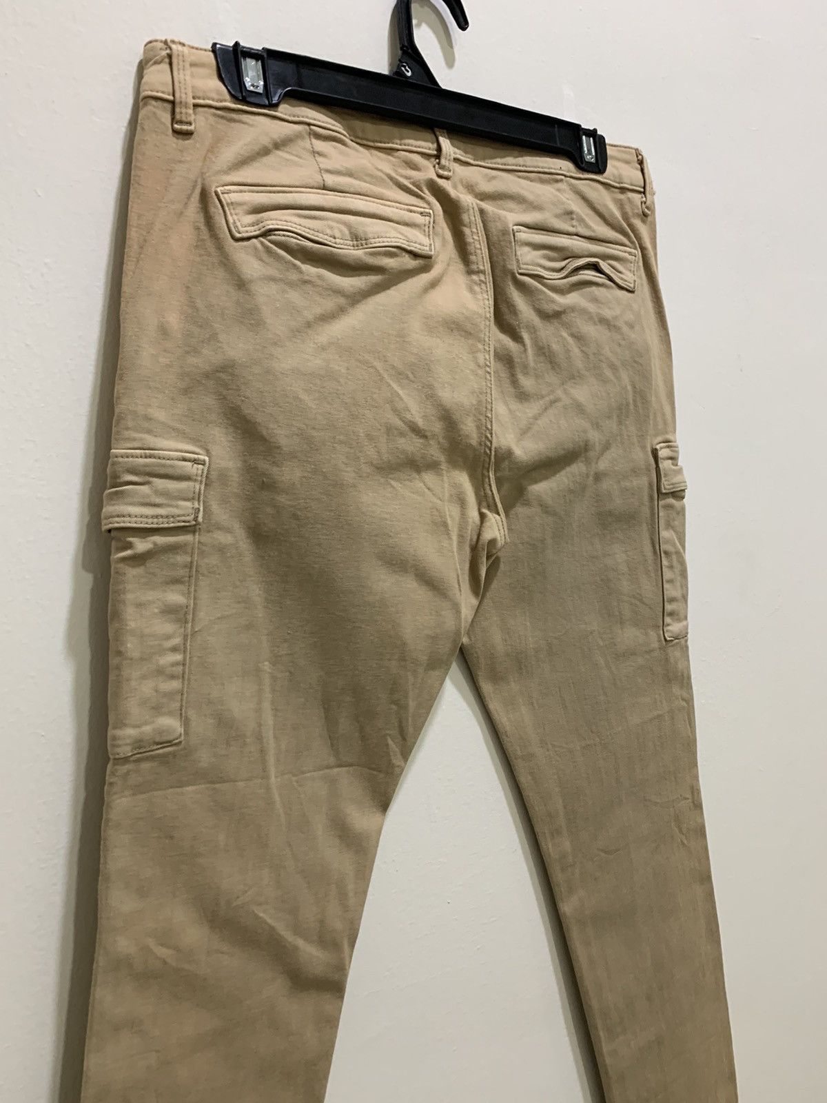 Uniqlo UNIQLO Multipocket Tactical Utility Skinny Slim CargoPant Size US 30 / EU 46 - 10 Thumbnail
