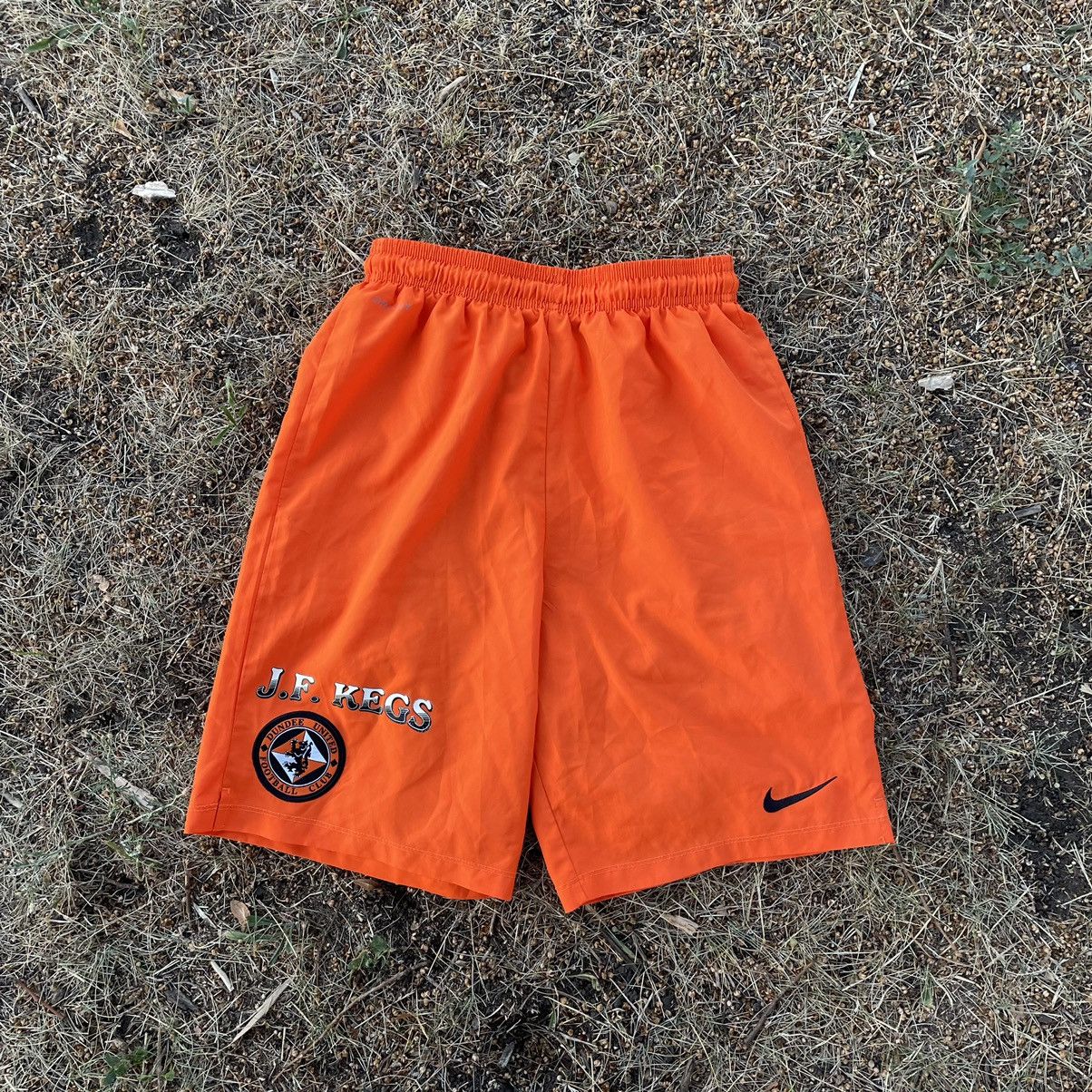 Vintage Vintage 90s Nike Drill Shorts Orange Swoosh Streetwear 28 Size US 28 / EU 44 - 1 Thumbnail
