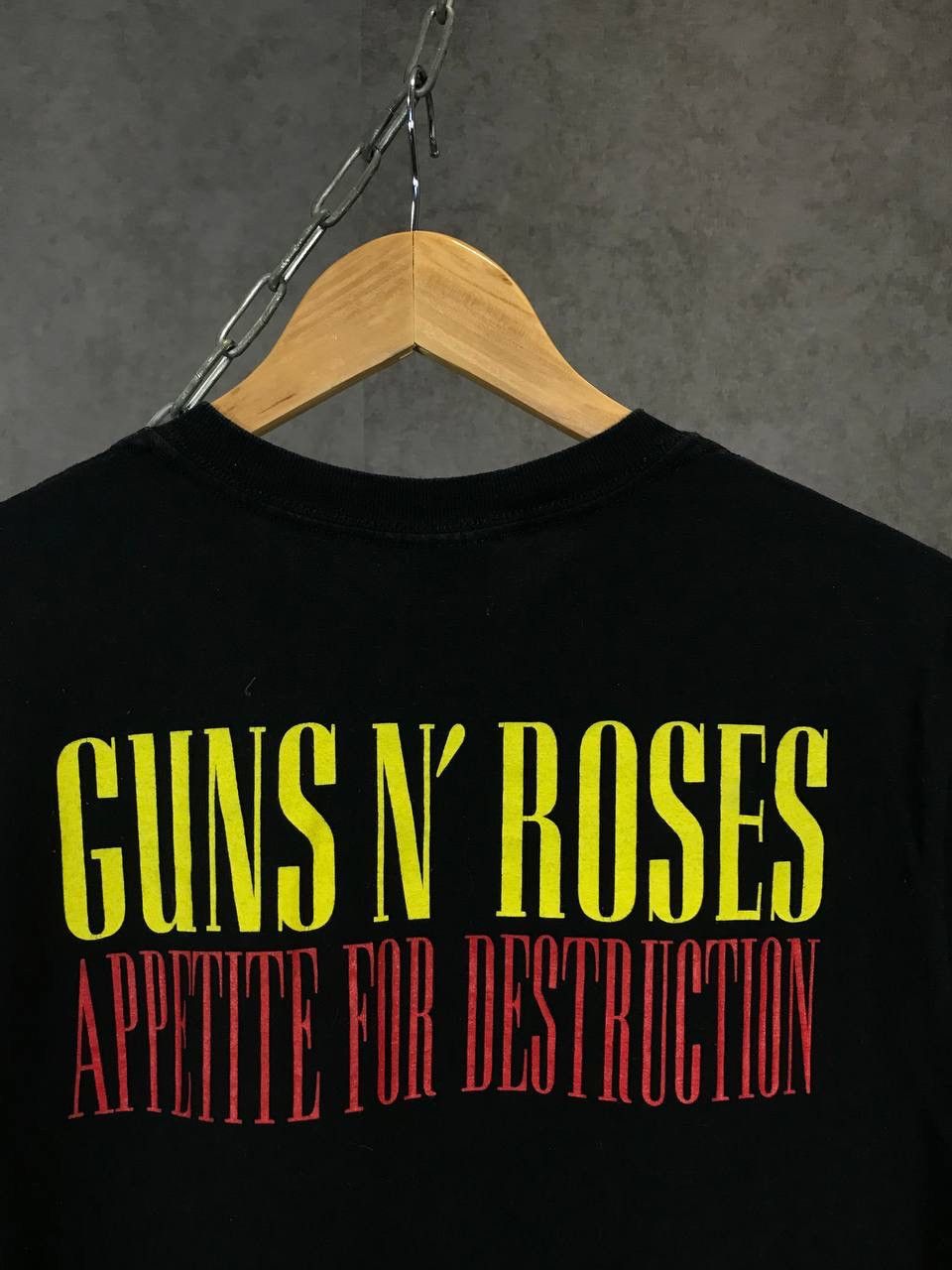 Band Tees Guns N Roses 2004 vintage rock overprinted band tee Size US S / EU 44-46 / 1 - 7 Thumbnail