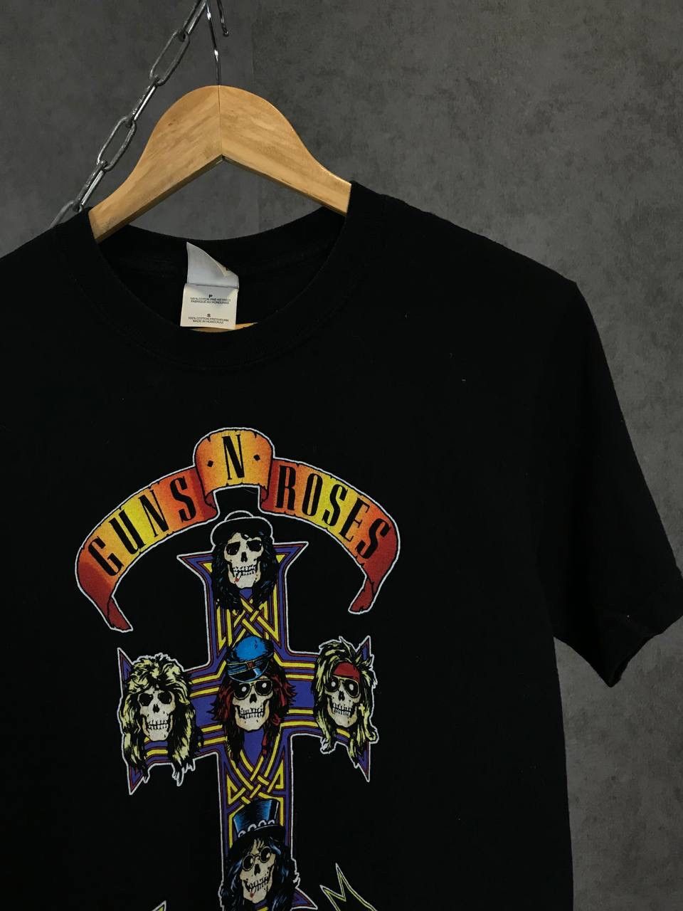 Band Tees Guns N Roses 2004 vintage rock overprinted band tee Size US S / EU 44-46 / 1 - 2 Thumbnail