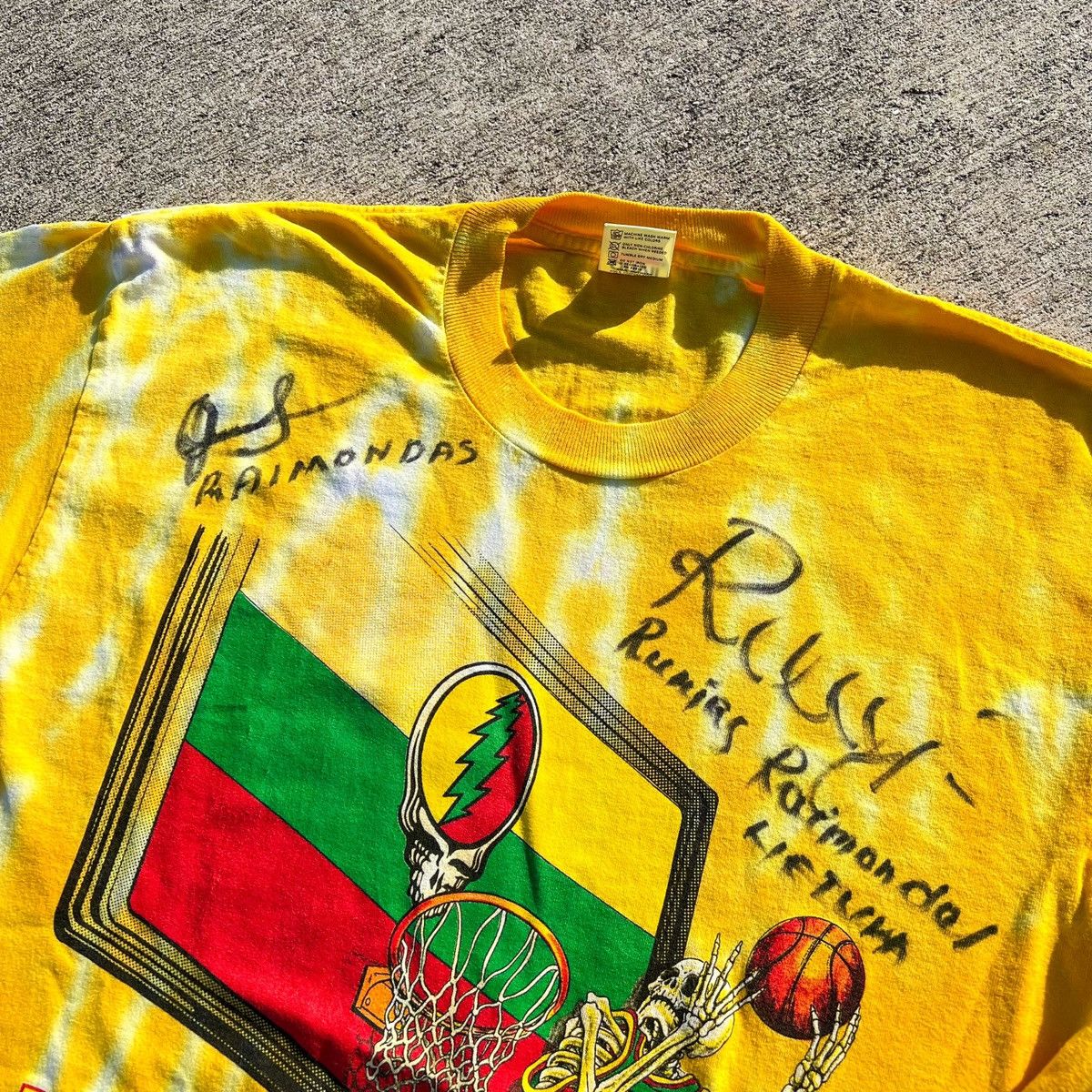 Band Tees × Vintage 🏀90s VERY RARE Autographed Grateful Dead x Lithuania Tee🔥 Size US XL / EU 56 / 4 - 3 Thumbnail