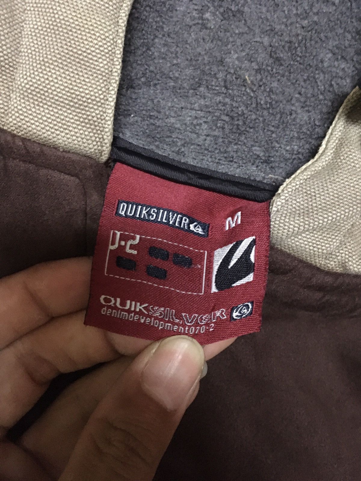 Quiksilver Vintage Quiksilver Hoodie Big Logo Size US M / EU 48-50 / 2 - 5 Thumbnail