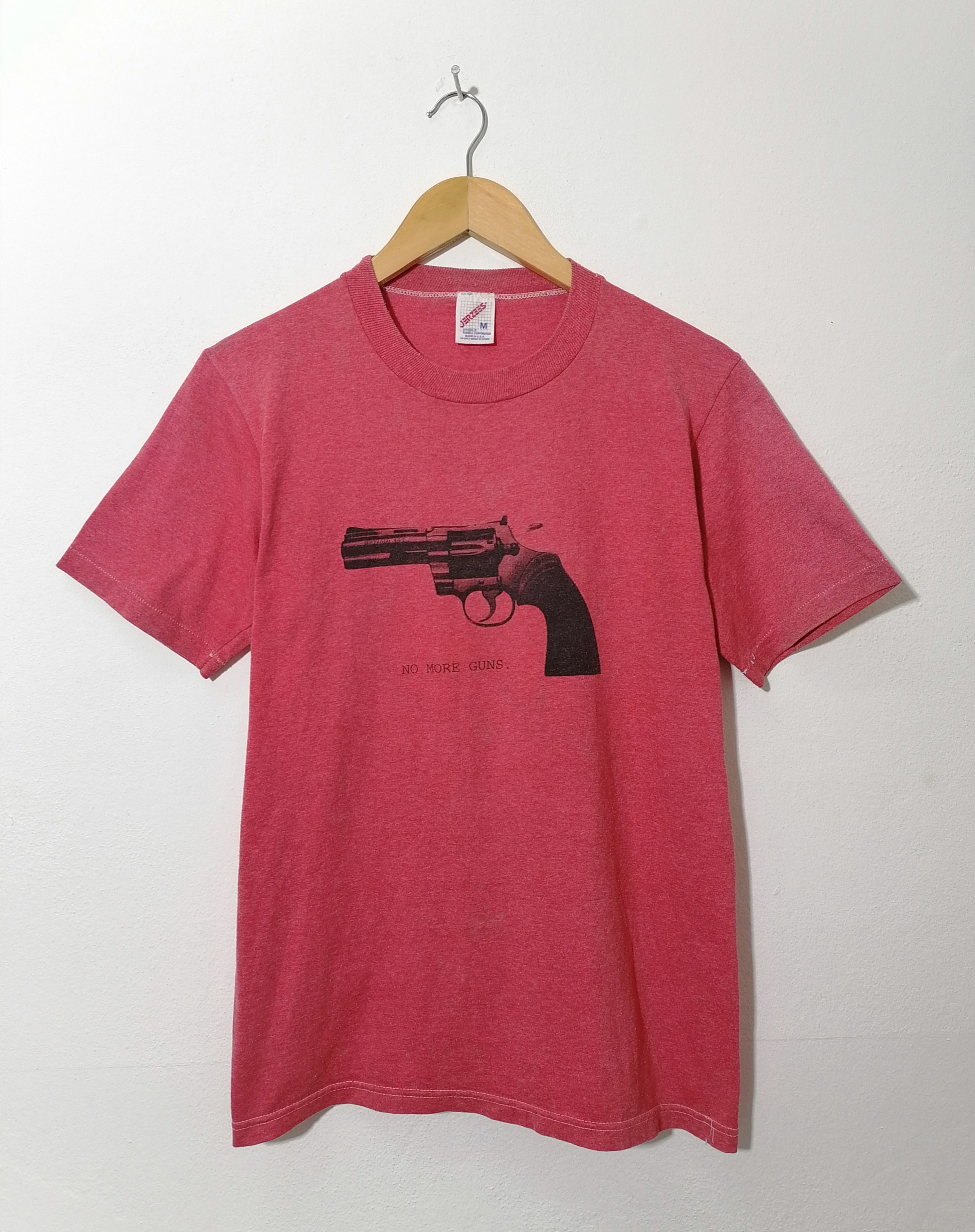 Jerzees × Vintage No More Guns Tee Size US M / EU 48-50 / 2 - 1 Thumbnail