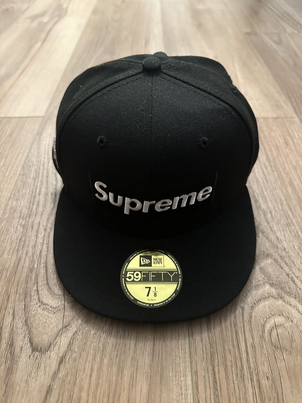 Supreme New supreme x new era no comp black fitted 7 1/8 hat FW21