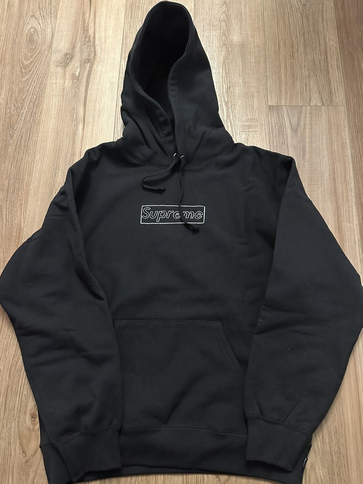 image of New Supreme Kaws Chalk Box Logo Hoodie Sweatshirt Size M Fw21 in Black, Men's