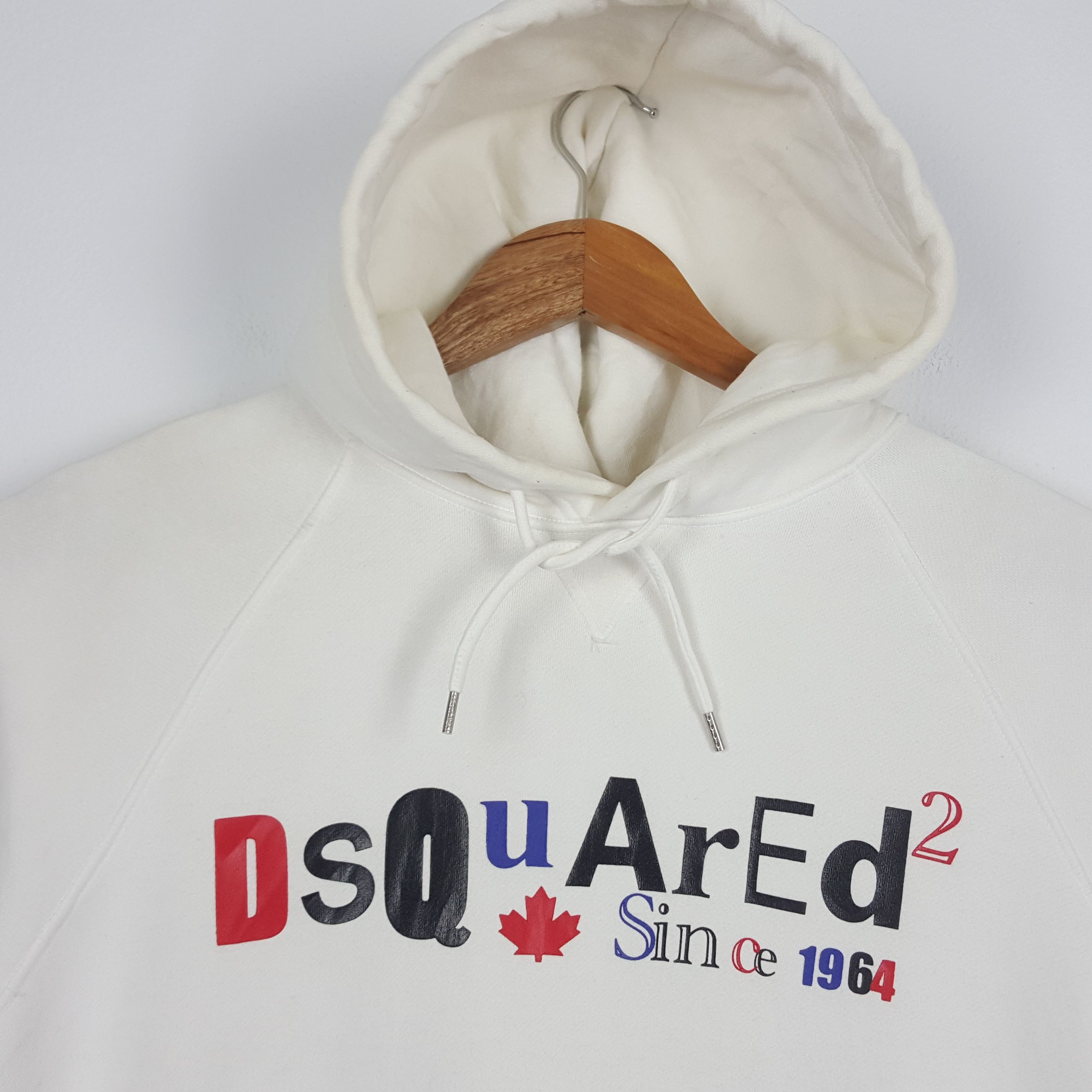Dsquared2 × Vintage Vintage Dsquared2 Italian Brand Design Hoodies Size US M / EU 48-50 / 2 - 5 Thumbnail
