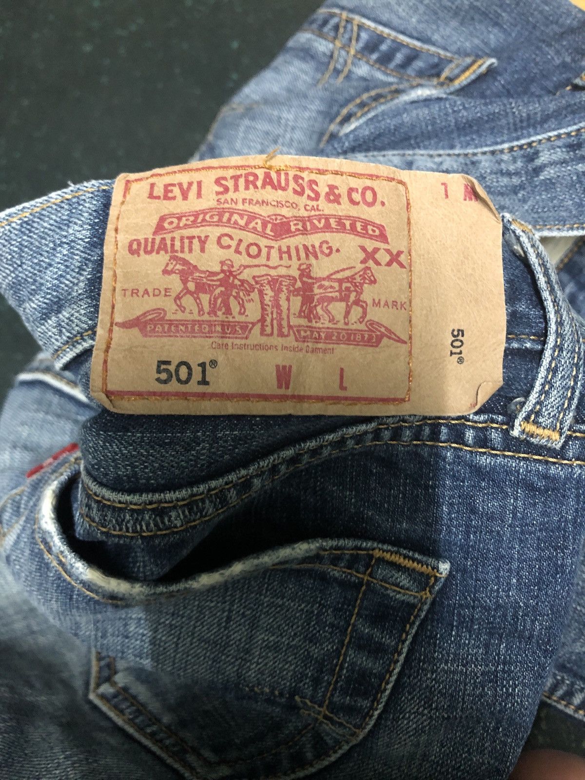 Levi's Vintage levis 501 distressed denim Size US 29 - 7 Thumbnail