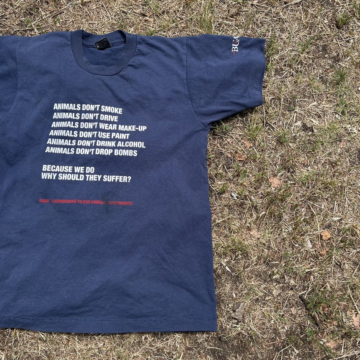 Vintage Vintage 90s Graphic Tee Humor Animal Print Streetwear Navy L Size US L / EU 52-54 / 3 - 2 Thumbnail