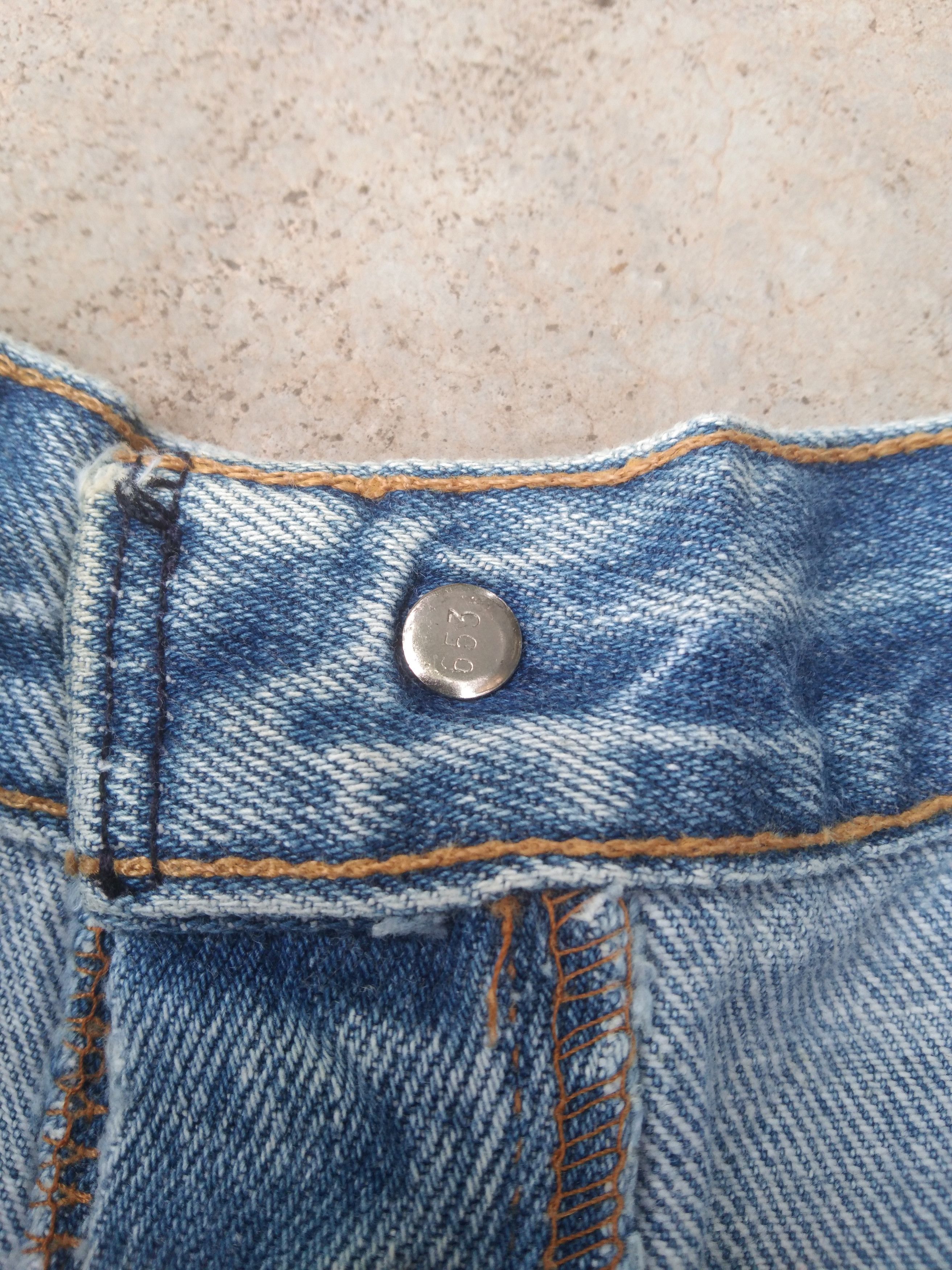 Levi's × Vintage 90s Vintage Levis 501 xx Made In USA Distressed Jeans 36x30 Size US 36 / EU 52 - 11 Thumbnail