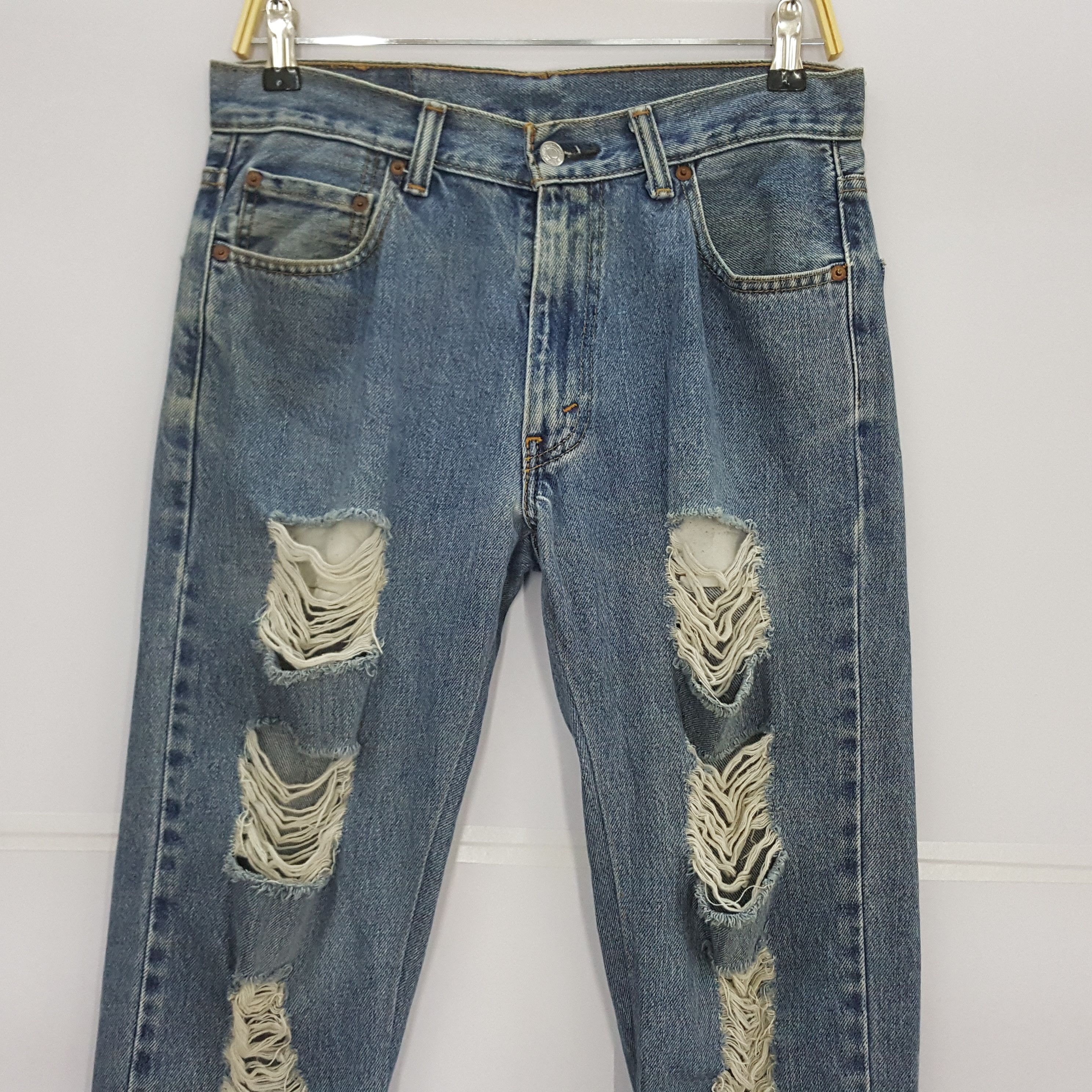 Levi's Vintage Clothing Vintage Levi's 550 Distress Denim Kurt Cobain style pants Size US 30 / EU 46 - 3 Thumbnail