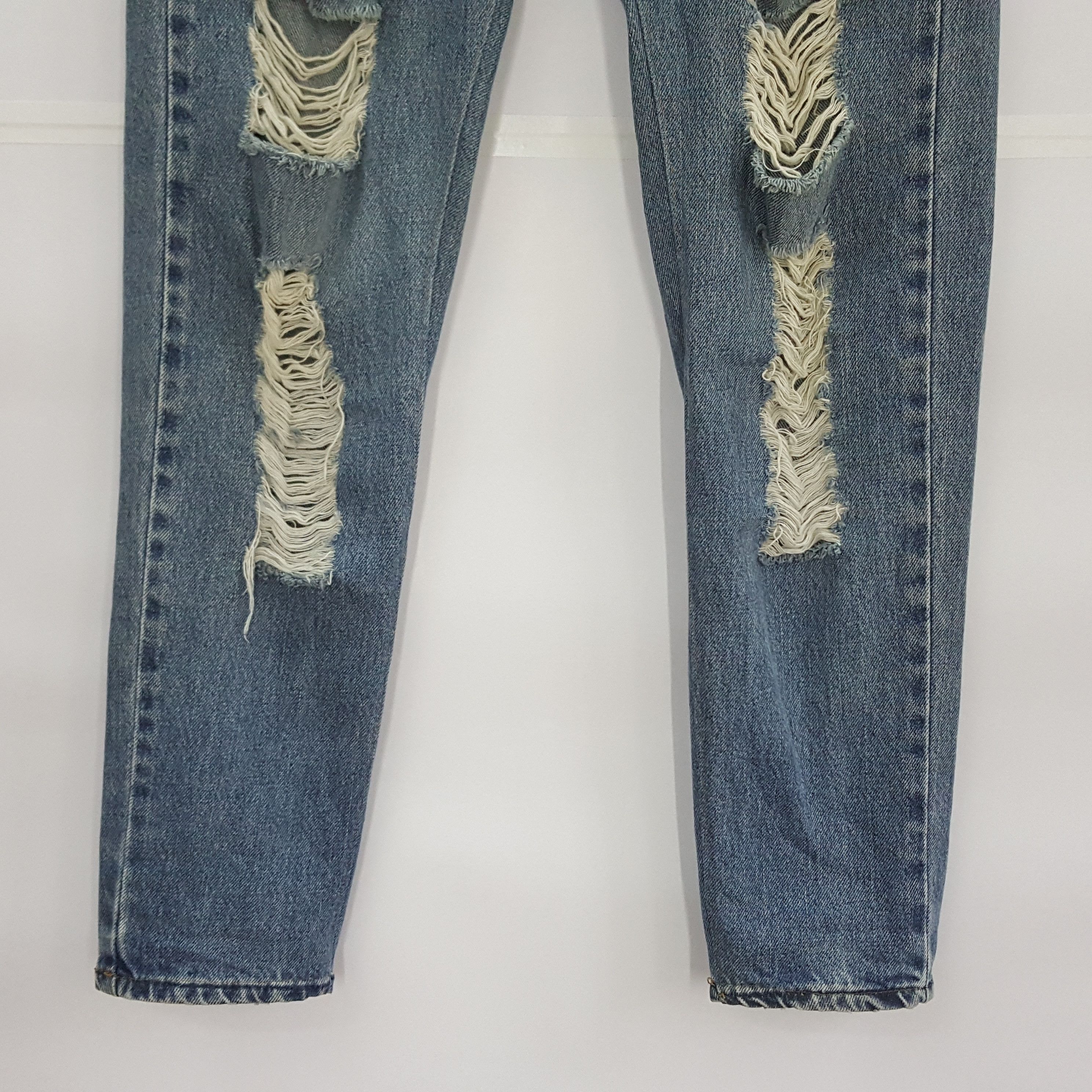Levi's Vintage Clothing Vintage Levi's 550 Distress Denim Kurt Cobain style pants Size US 30 / EU 46 - 6 Thumbnail