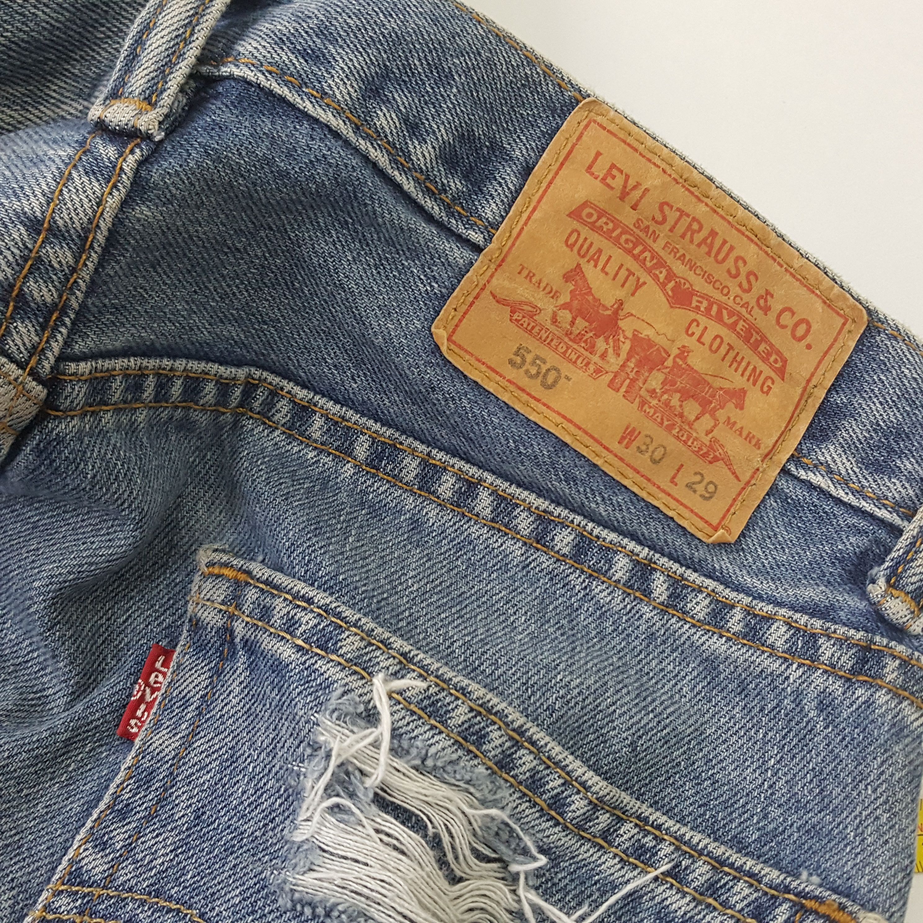 Levi's Vintage Clothing Vintage Levi's 550 Distress Denim Kurt Cobain style pants Size US 30 / EU 46 - 13 Thumbnail