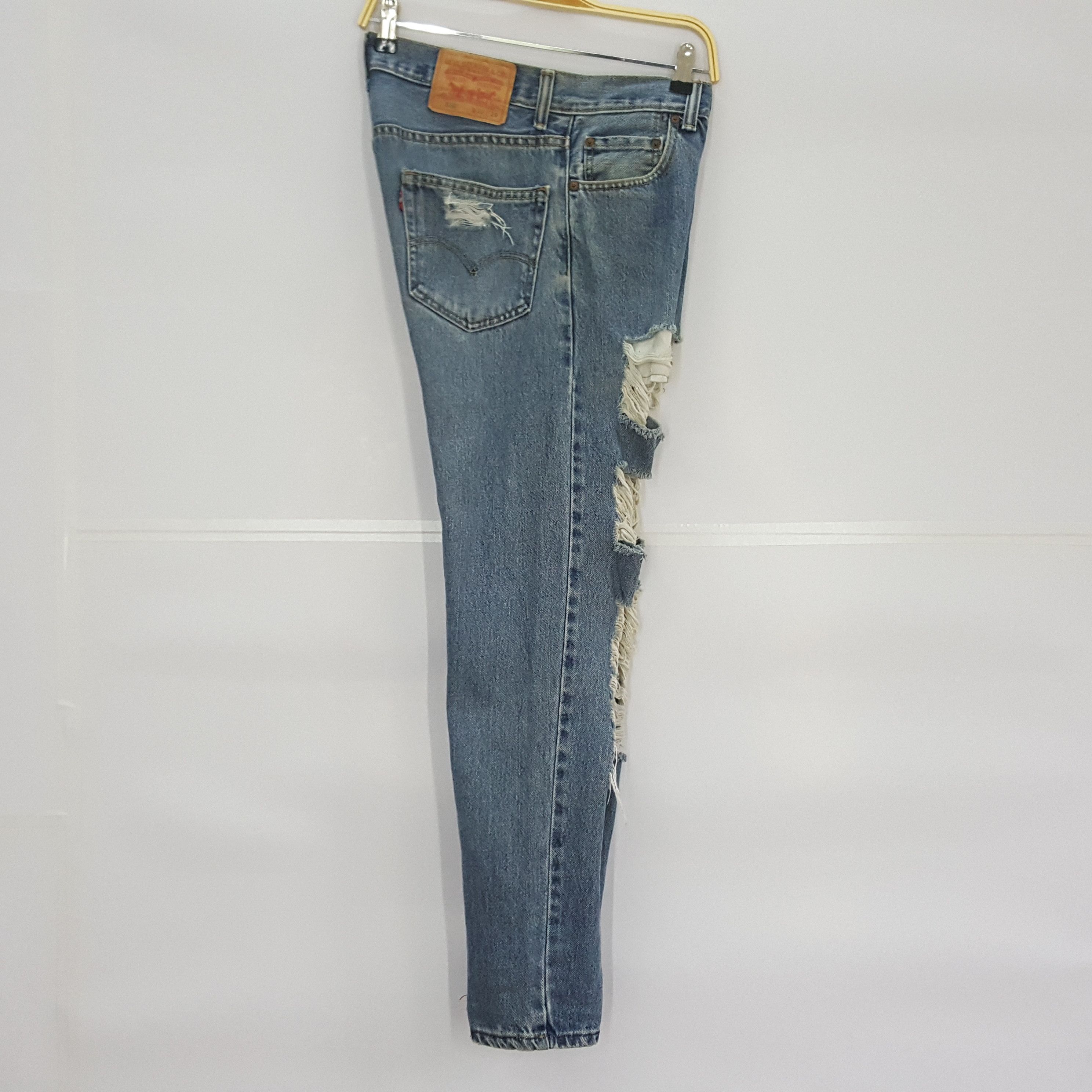 Levi's Vintage Clothing Vintage Levi's 550 Distress Denim Kurt Cobain style pants Size US 30 / EU 46 - 8 Thumbnail