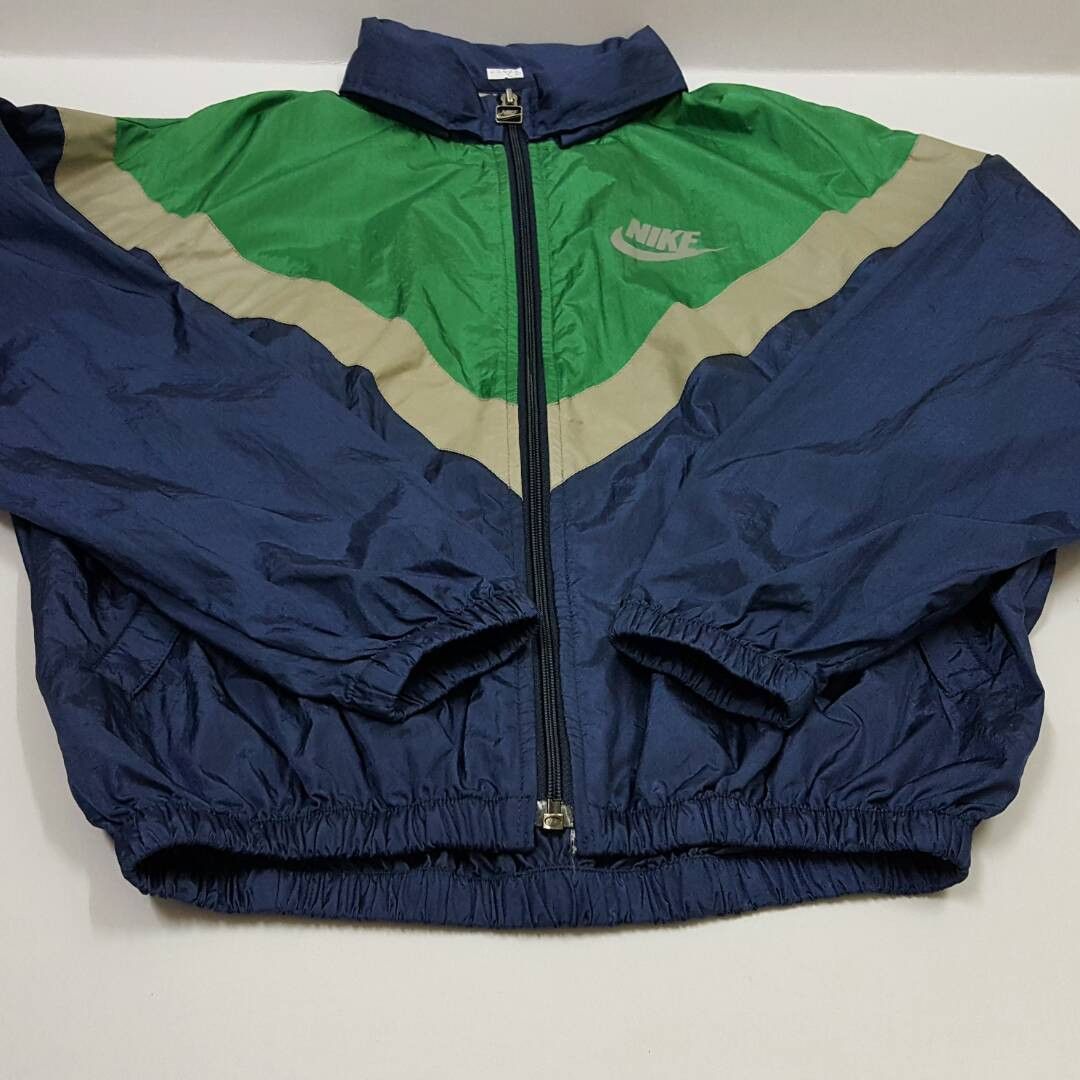Nike × Vintage Vintage NIKE windbreaker jacket for women made in Japan Size US L / EU 52-54 / 3 - 4 Thumbnail
