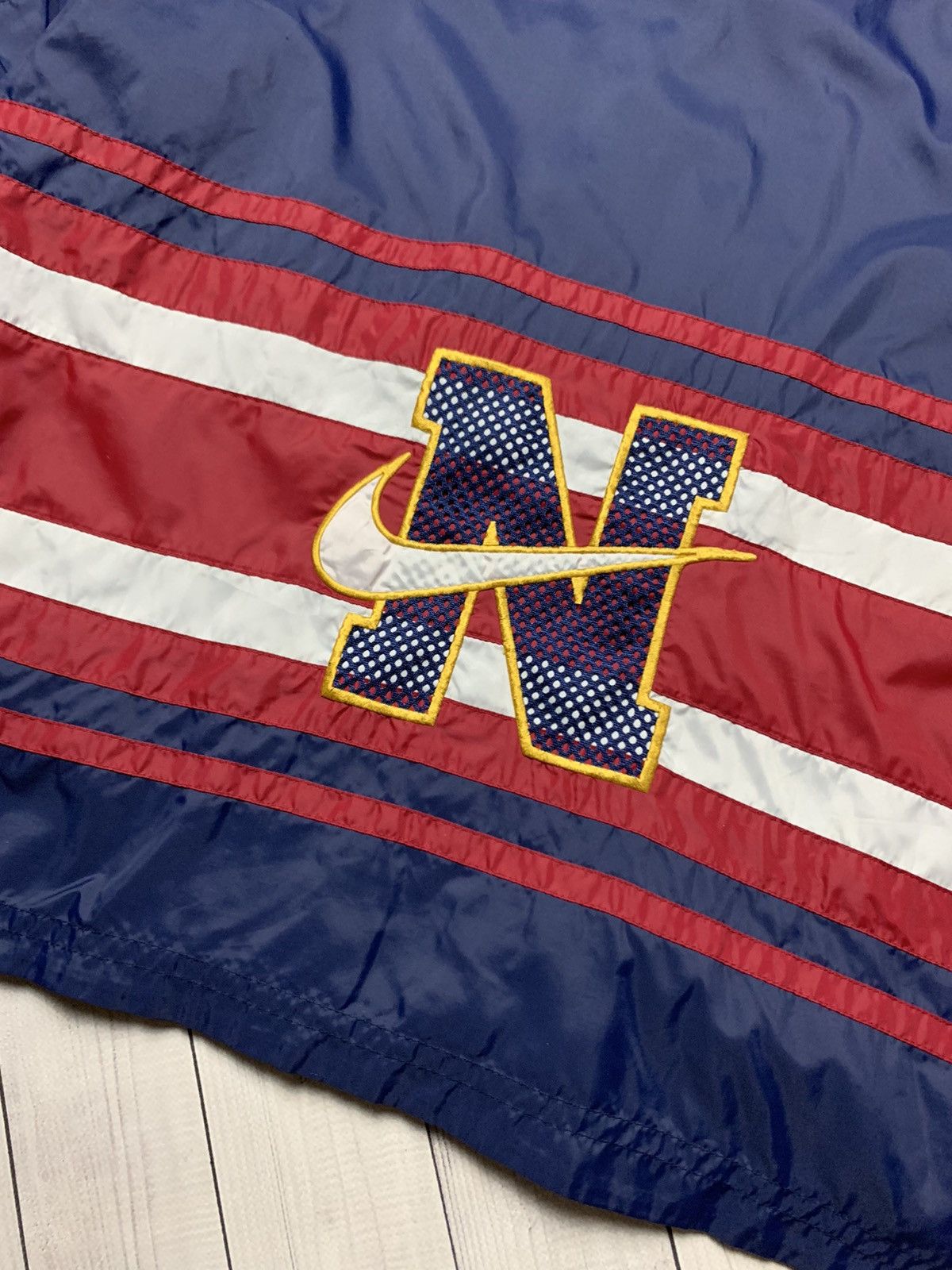 Nike × Vintage Vintage Nike Track jacket big logo M swoosh size M Size US M / EU 48-50 / 2 - 2 Thumbnail