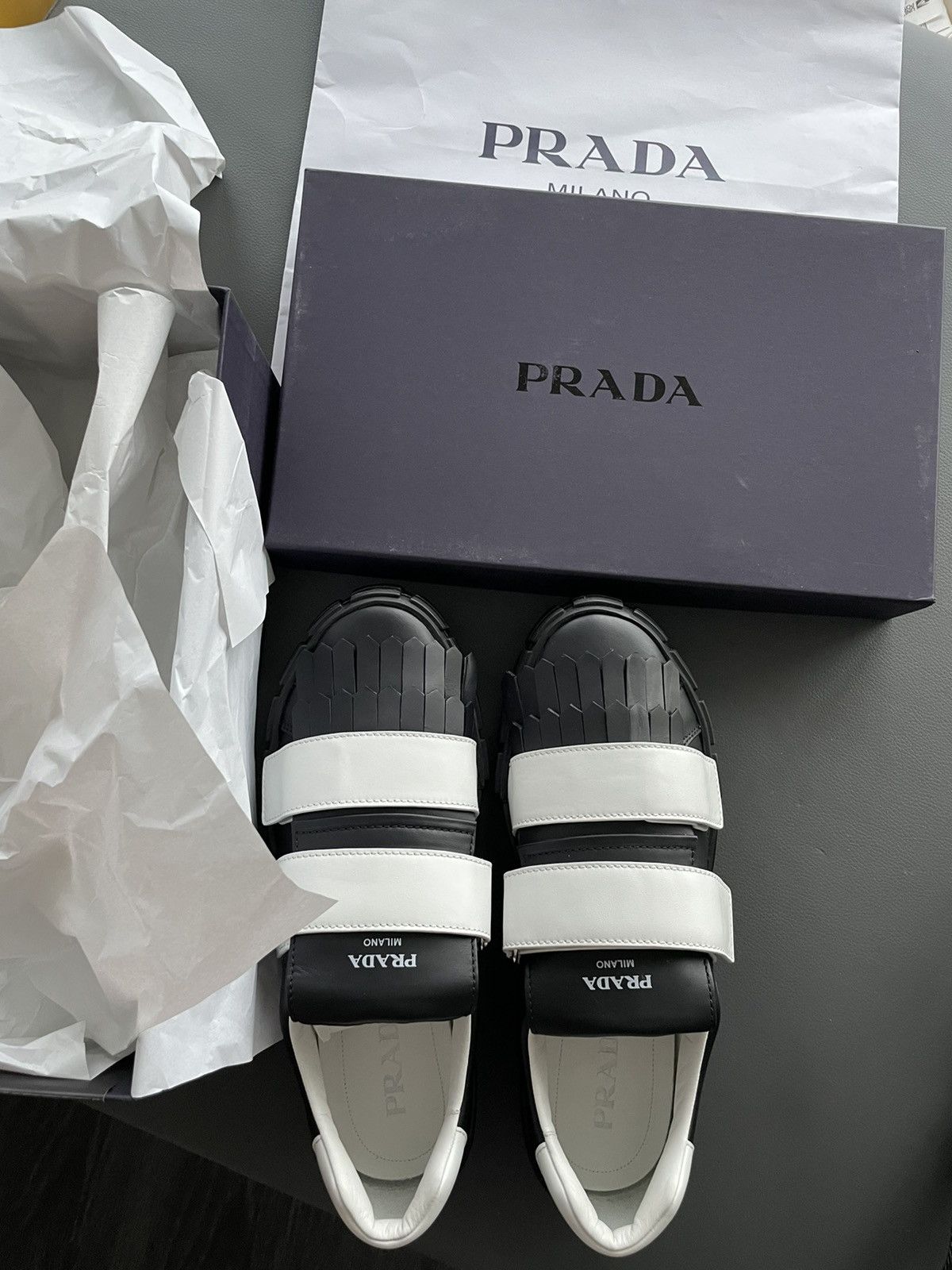 Prada BrandNew Limited Edition Runway Prada Logo Leather Sneakers Size US 10 / EU 43 - 17 Thumbnail