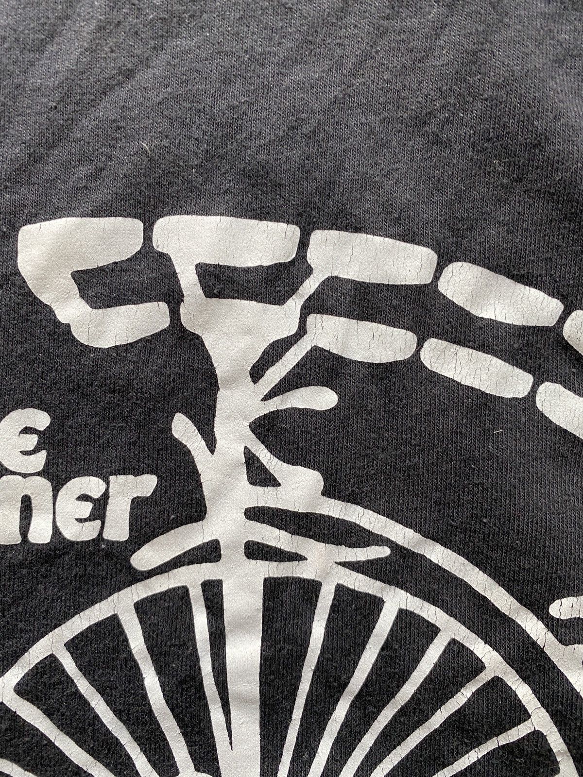 Sci-Fi Fantasy Vintage 80’s The Prisoner Single Stitch Sneakers Tee Size US XS / EU 42 / 0 - 7 Thumbnail