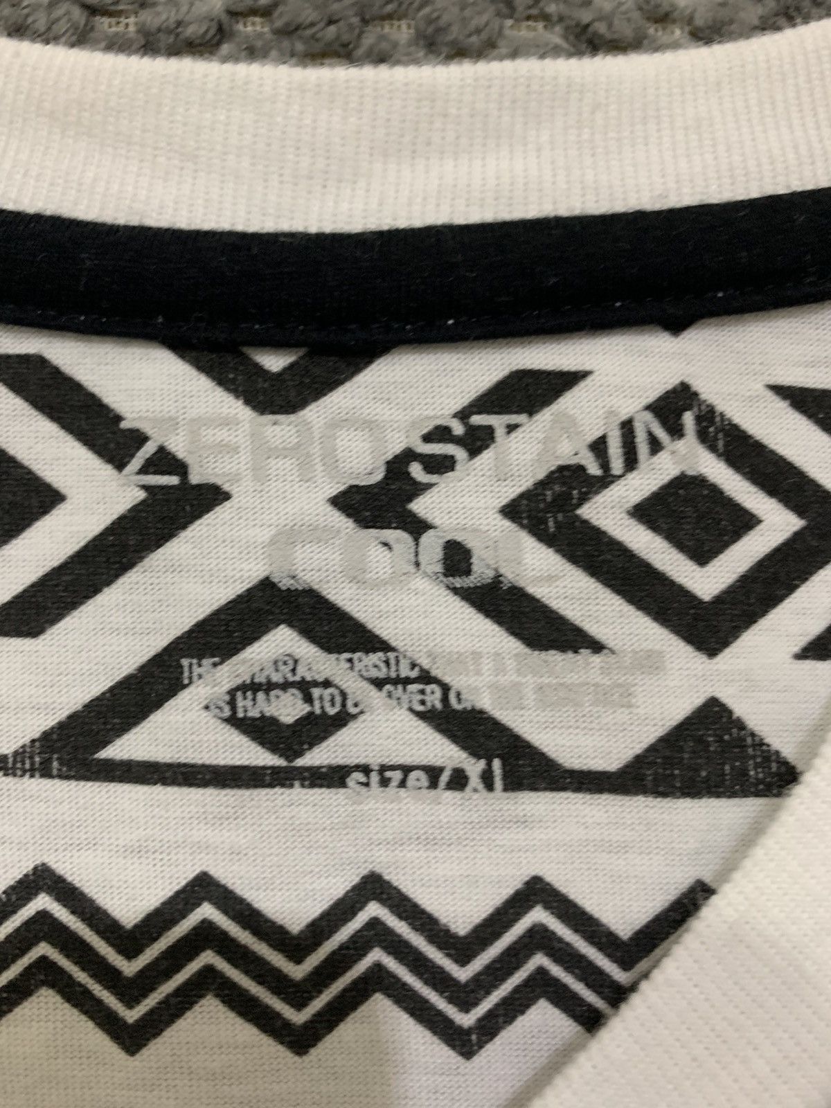 Native ZERO STAIN COOL Reversible Single Pocket Fullprinted Tshirt Size US M / EU 48-50 / 2 - 10 Thumbnail