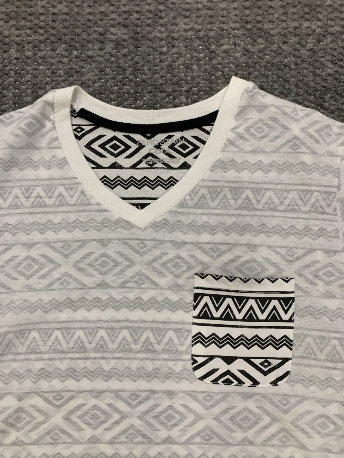 Native ZERO STAIN COOL Reversible Single Pocket Fullprinted Tshirt Size US M / EU 48-50 / 2 - 4 Thumbnail