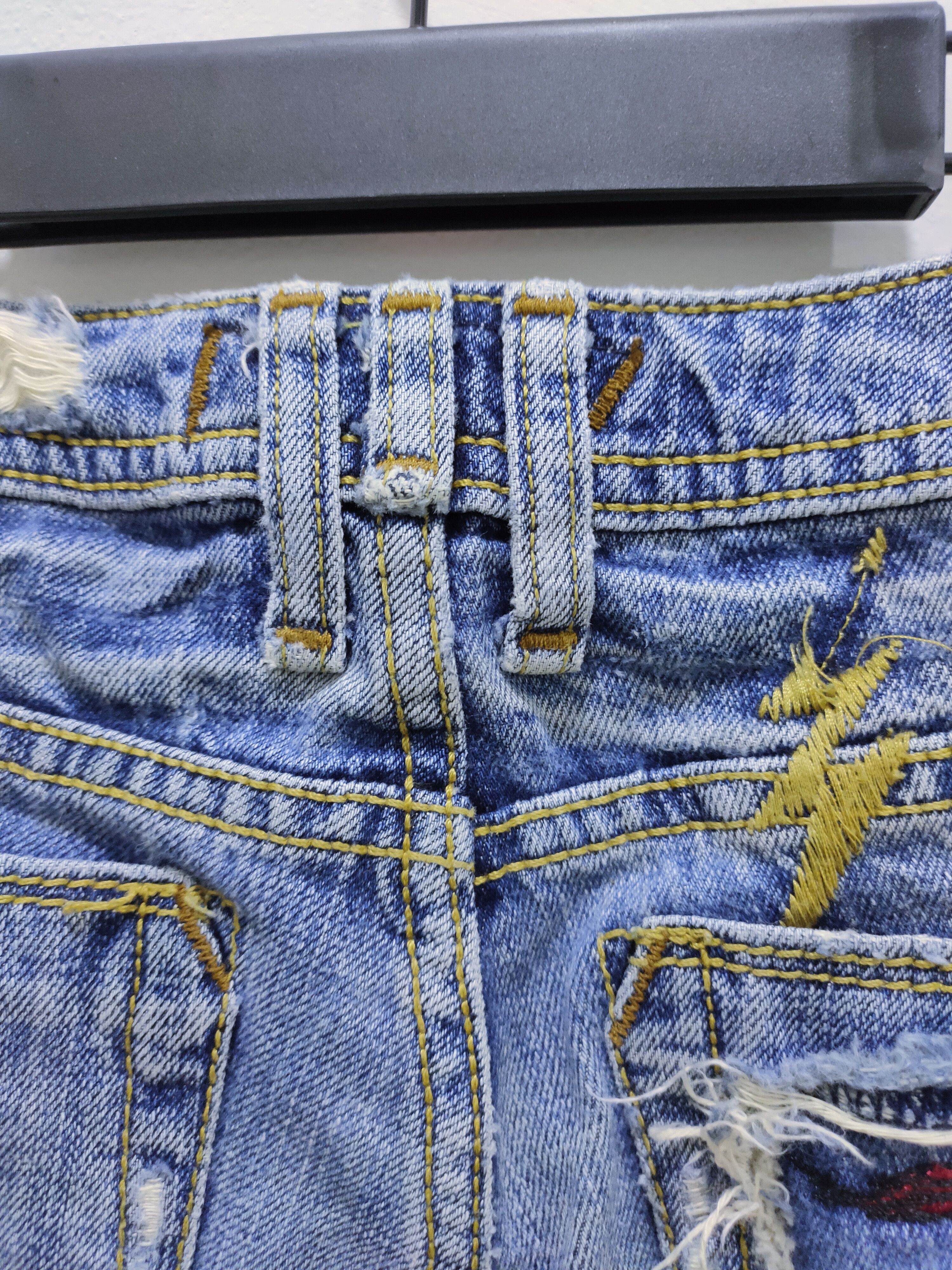 Japanese Brand J&COMPANY Embroidery Apache Skull Acid Washed Bootcut Jeans Size 28" / US 6 / IT 42 - 15 Thumbnail