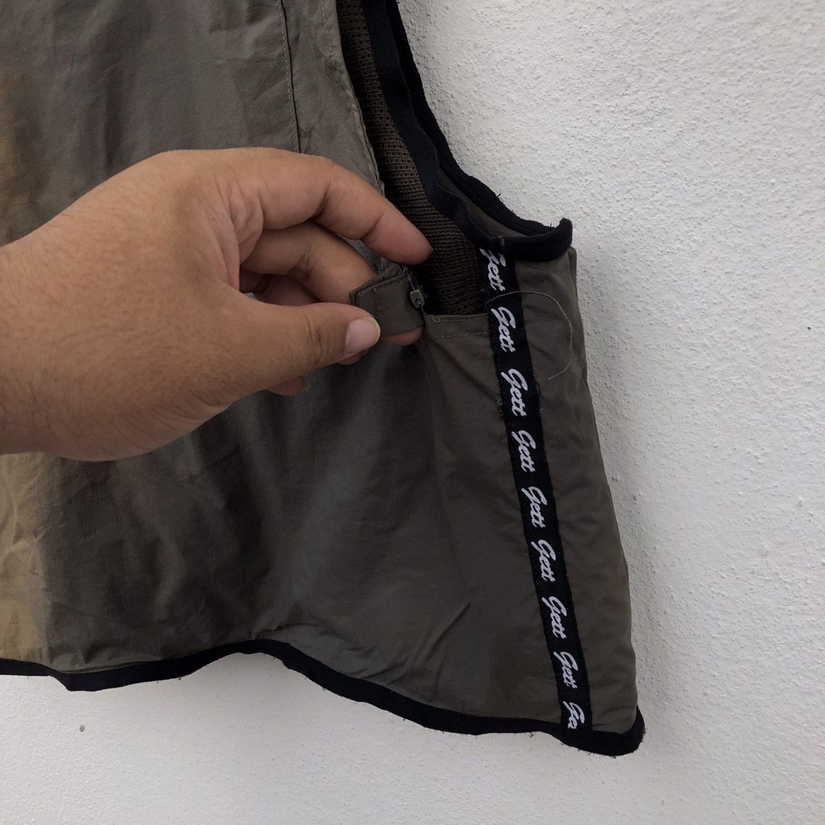 Japanese Brand VINTAGE GETT EXCITING FISHING BAY VEST UTILITY MULTI POCKET Size US L / EU 52-54 / 3 - 12 Thumbnail