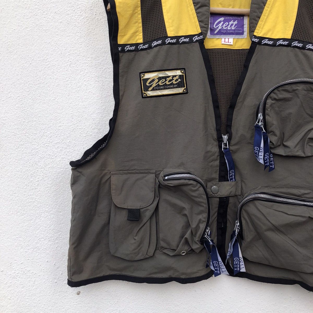 Japanese Brand VINTAGE GETT EXCITING FISHING BAY VEST UTILITY MULTI POCKET Size US L / EU 52-54 / 3 - 7 Thumbnail
