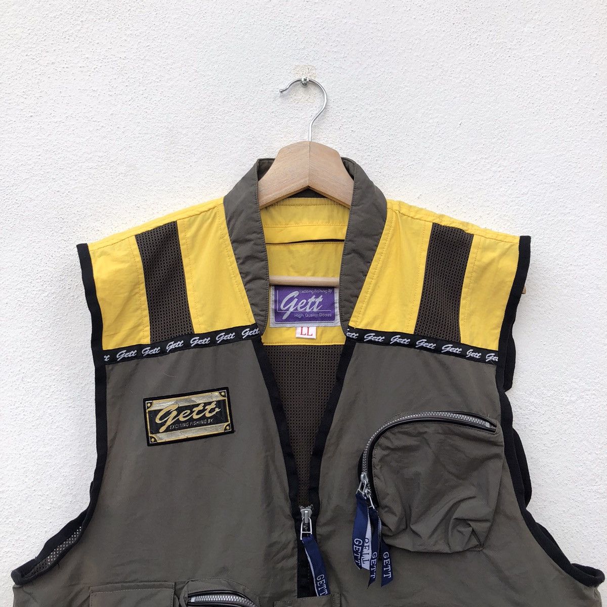 Japanese Brand VINTAGE GETT EXCITING FISHING BAY VEST UTILITY MULTI POCKET Size US L / EU 52-54 / 3 - 4 Thumbnail