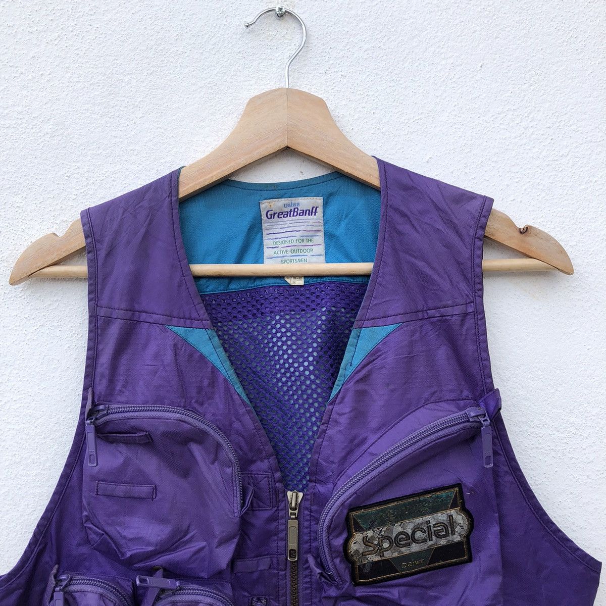 Goretex VINTAGE DAIWA GREATBANFF VEST MULTI POCKET GORETEX Size US M / EU 48-50 / 2 - 3 Thumbnail