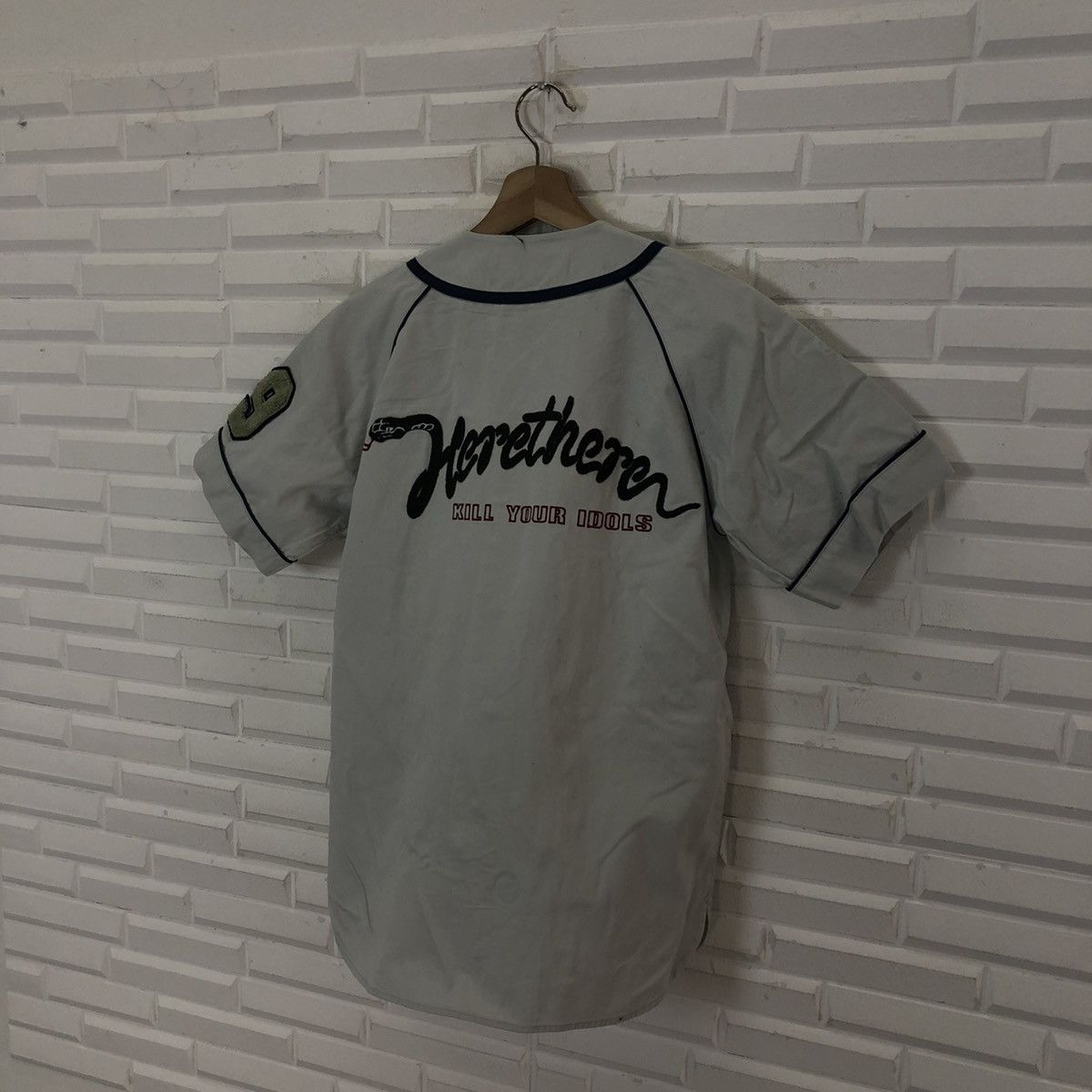 Japanese Brand HERETHERE SHORT SLEEVE SHIRT BIG LOGO PUNK STYLE DESIGN Size US M / EU 48-50 / 2 - 7 Thumbnail