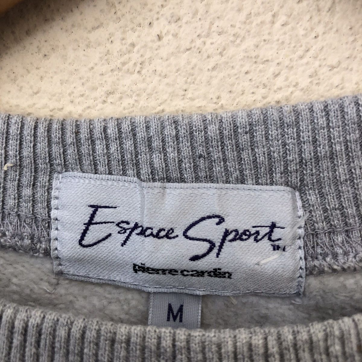 Japanese Brand SWEATSHIRT BIG LOGO EMBROIDERED ESCAPE SPORT PIERRE CARDIN Size US M / EU 48-50 / 2 - 11 Thumbnail
