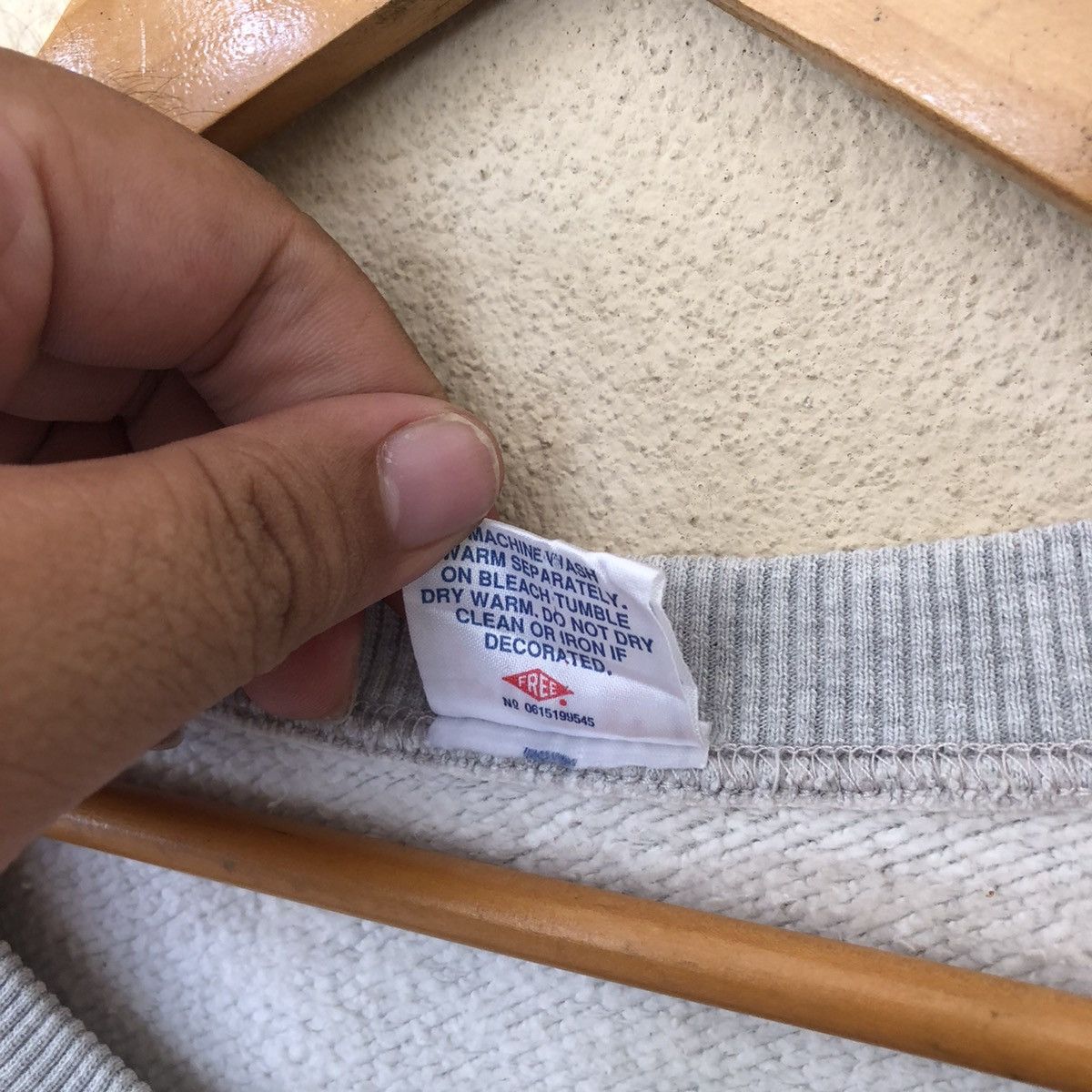 Japanese Brand VINTAGE WILMETTE JH. HIGH BIG LOGO SWEATSHIRT Size US M / EU 48-50 / 2 - 8 Thumbnail