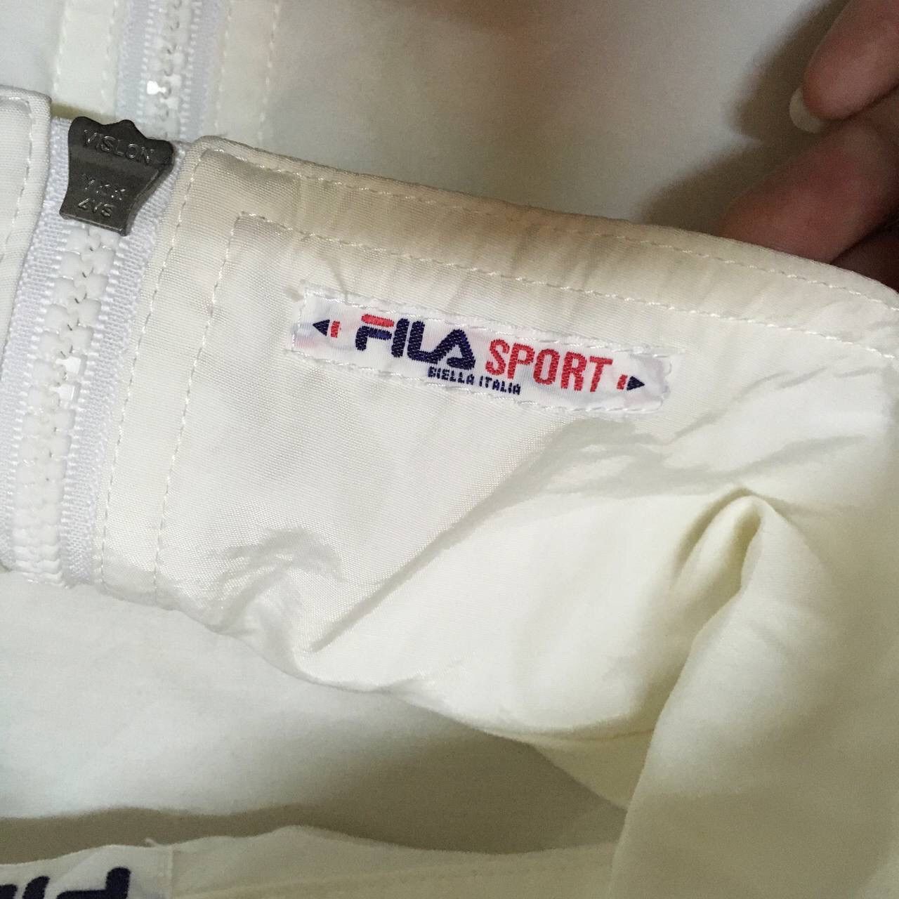 Fila Vintage Fila Bomber Jacket Big Logo Size US L / EU 52-54 / 3 - 8 Thumbnail