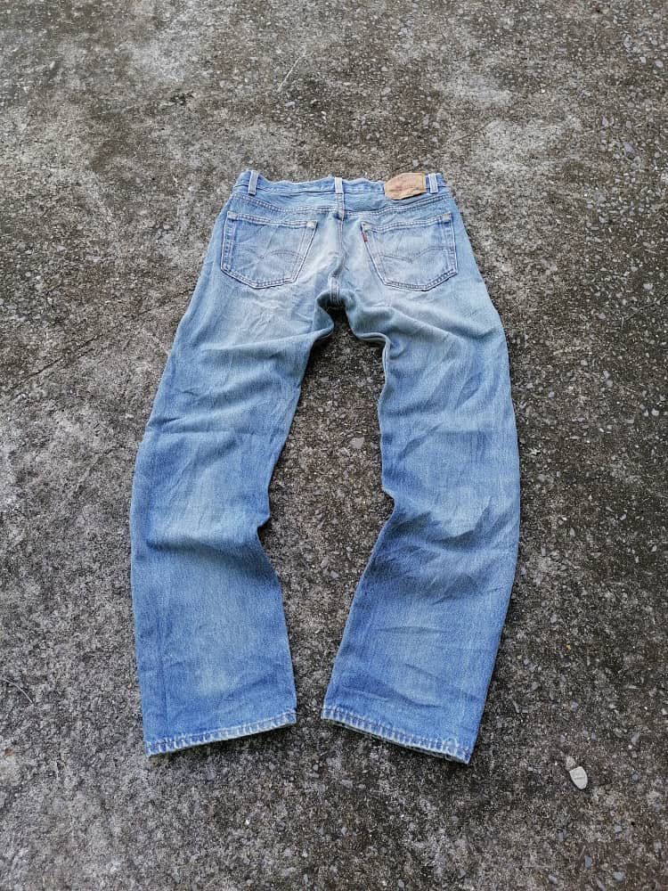 Levi's × Levi's Vintage Clothing Levi's Strauss 501 Fly Button Denim Jeans Size US 32 / EU 48 - 2 Thumbnail