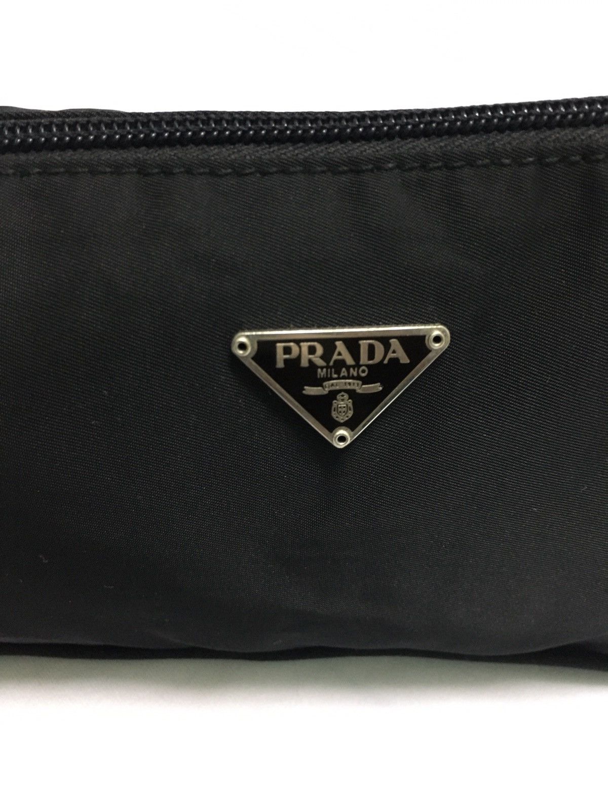 Prada 🔥Hot Item🔥Authentic Vintage Prada Nylon Handcarry Size ONE SIZE - 16 Thumbnail