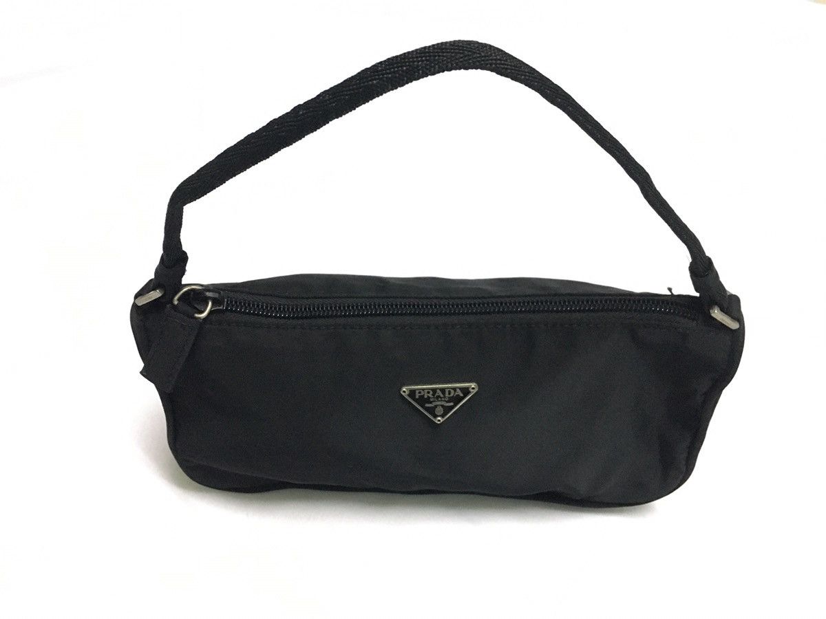 Prada 🔥Hot Item🔥Authentic Vintage Prada Nylon Handcarry Size ONE SIZE - 5 Thumbnail