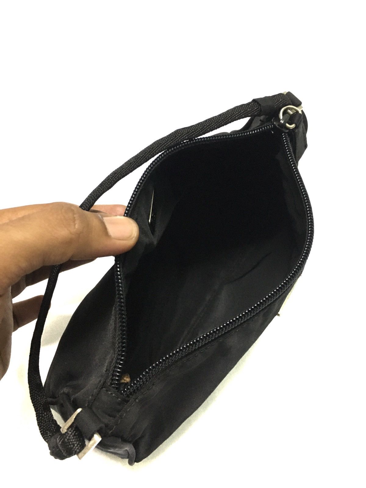 Prada 🔥Hot Item🔥Authentic Vintage Prada Nylon Handcarry Size ONE SIZE - 18 Thumbnail