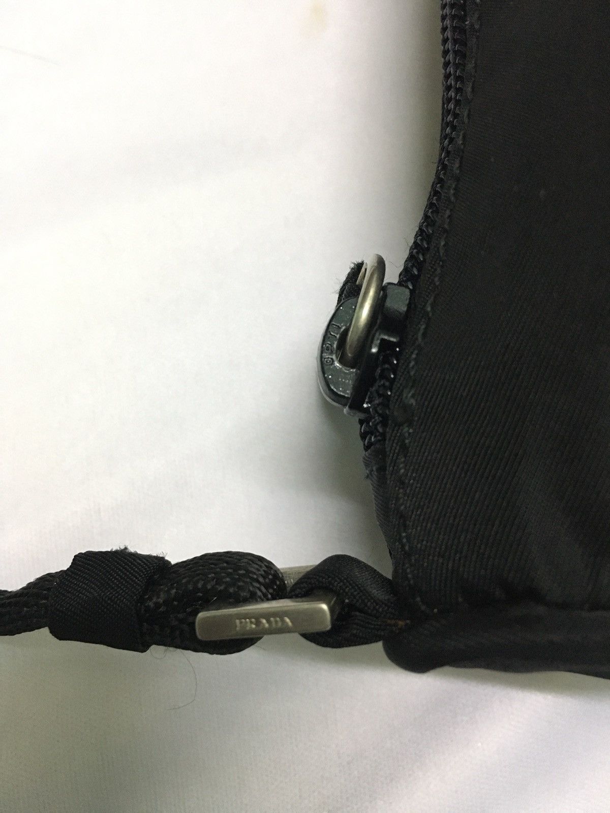 Prada 🔥Hot Item🔥Authentic Vintage Prada Nylon Handcarry Size ONE SIZE - 22 Thumbnail