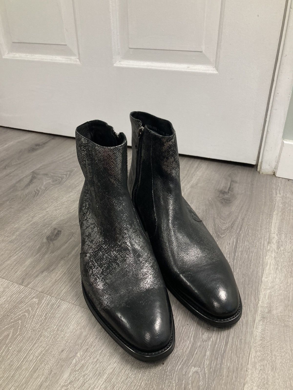 John Varvatos Ludlow vintage zip boot. 10 Size US 10 / EU 43 - 7 Thumbnail