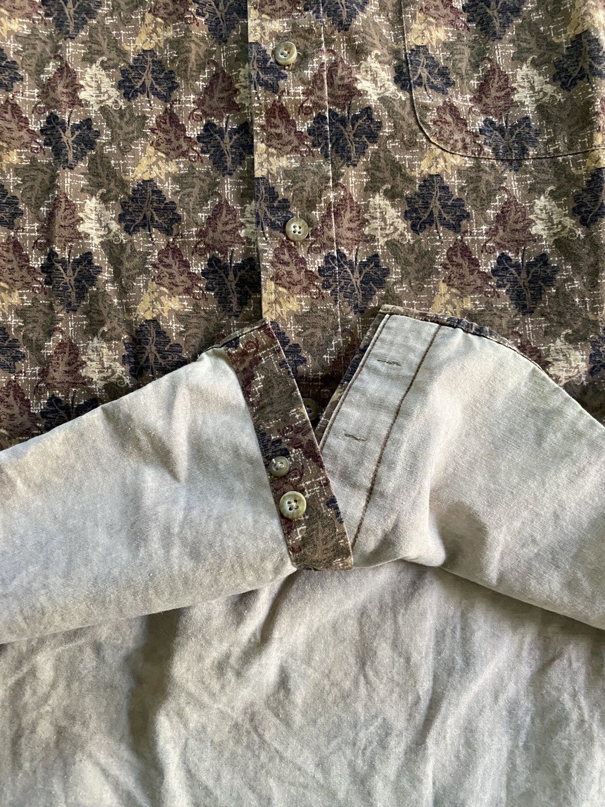 Natural Issue Vintage 90’s Natural Issue Leaves All Over Button Up Size US L / EU 52-54 / 3 - 8 Thumbnail