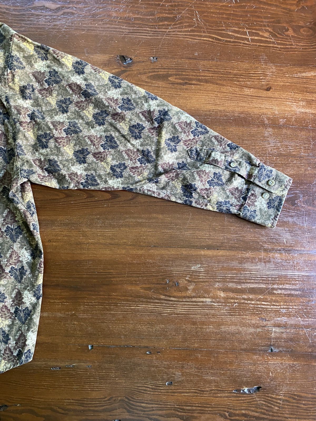 Natural Issue Vintage 90’s Natural Issue Leaves All Over Button Up Size US L / EU 52-54 / 3 - 11 Thumbnail