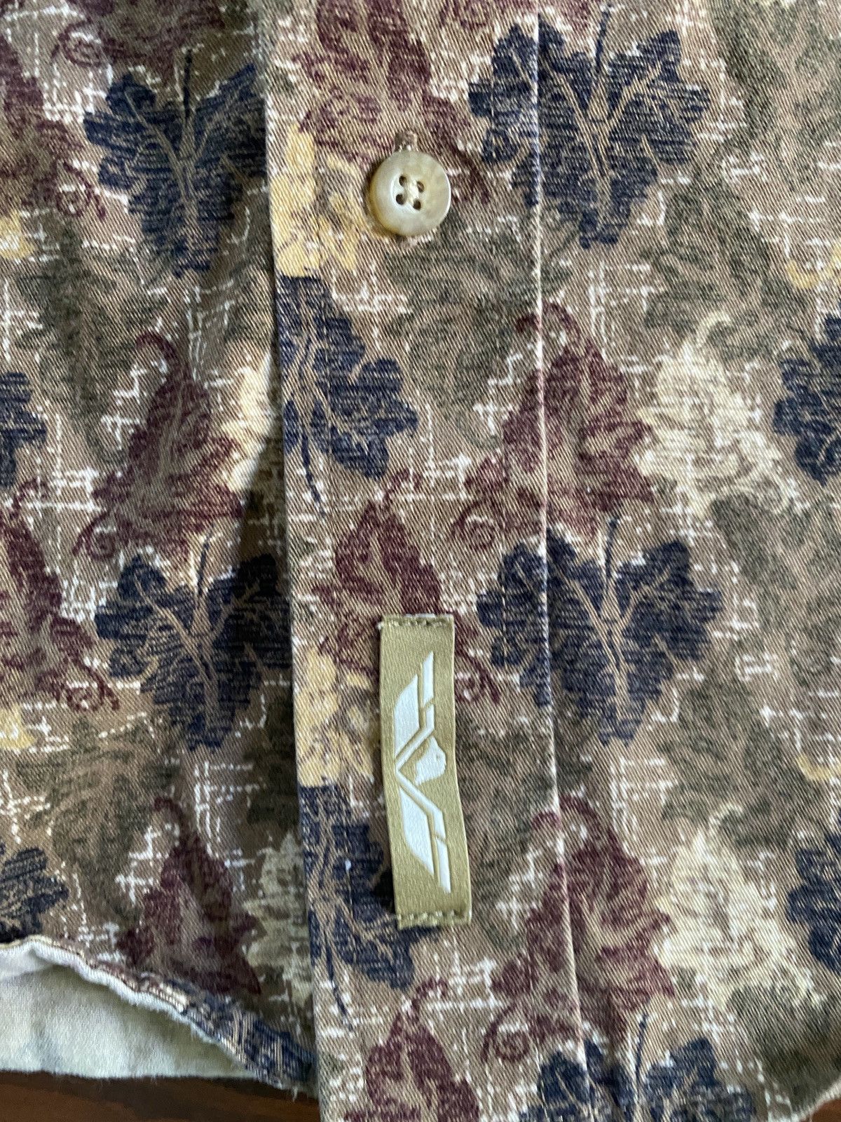 Natural Issue Vintage 90’s Natural Issue Leaves All Over Button Up Size US L / EU 52-54 / 3 - 7 Thumbnail