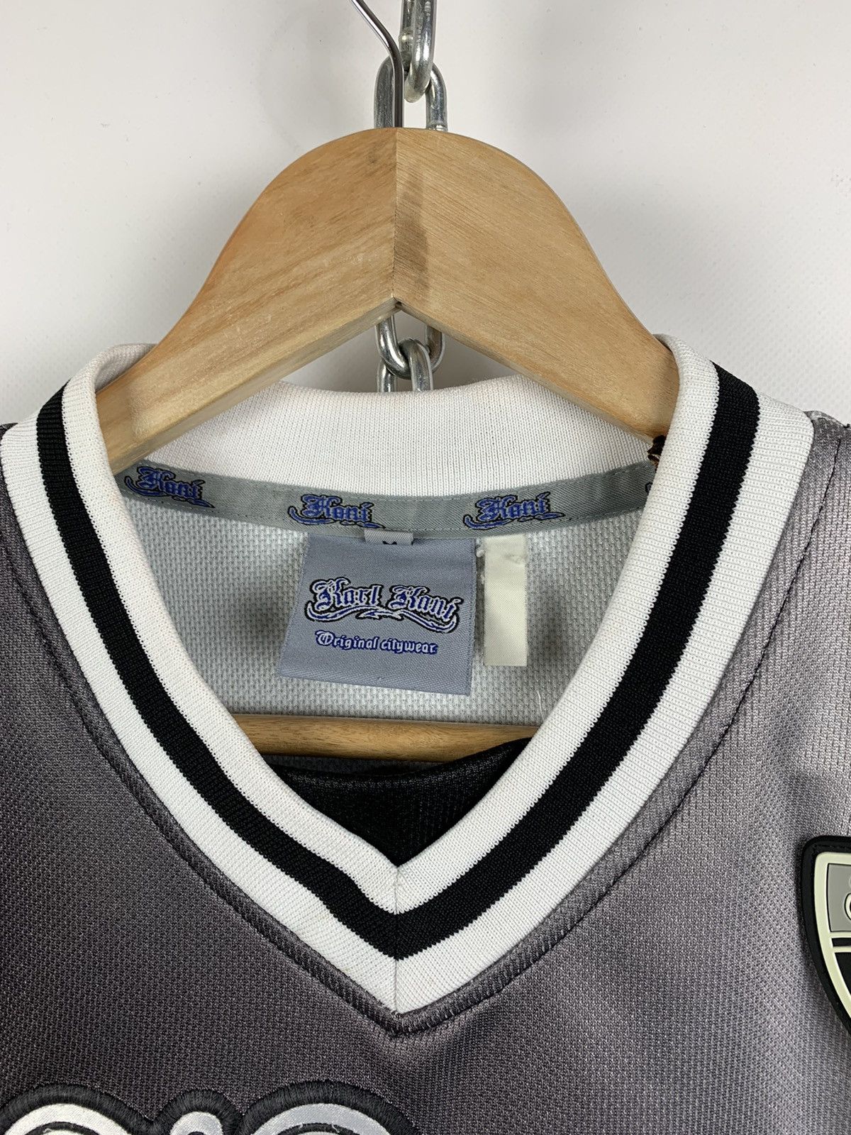 Karl Kani 90s Vintage Karl Kani 23 Made in USA Jersey Shirt Size US M / EU 48-50 / 2 - 13 Thumbnail
