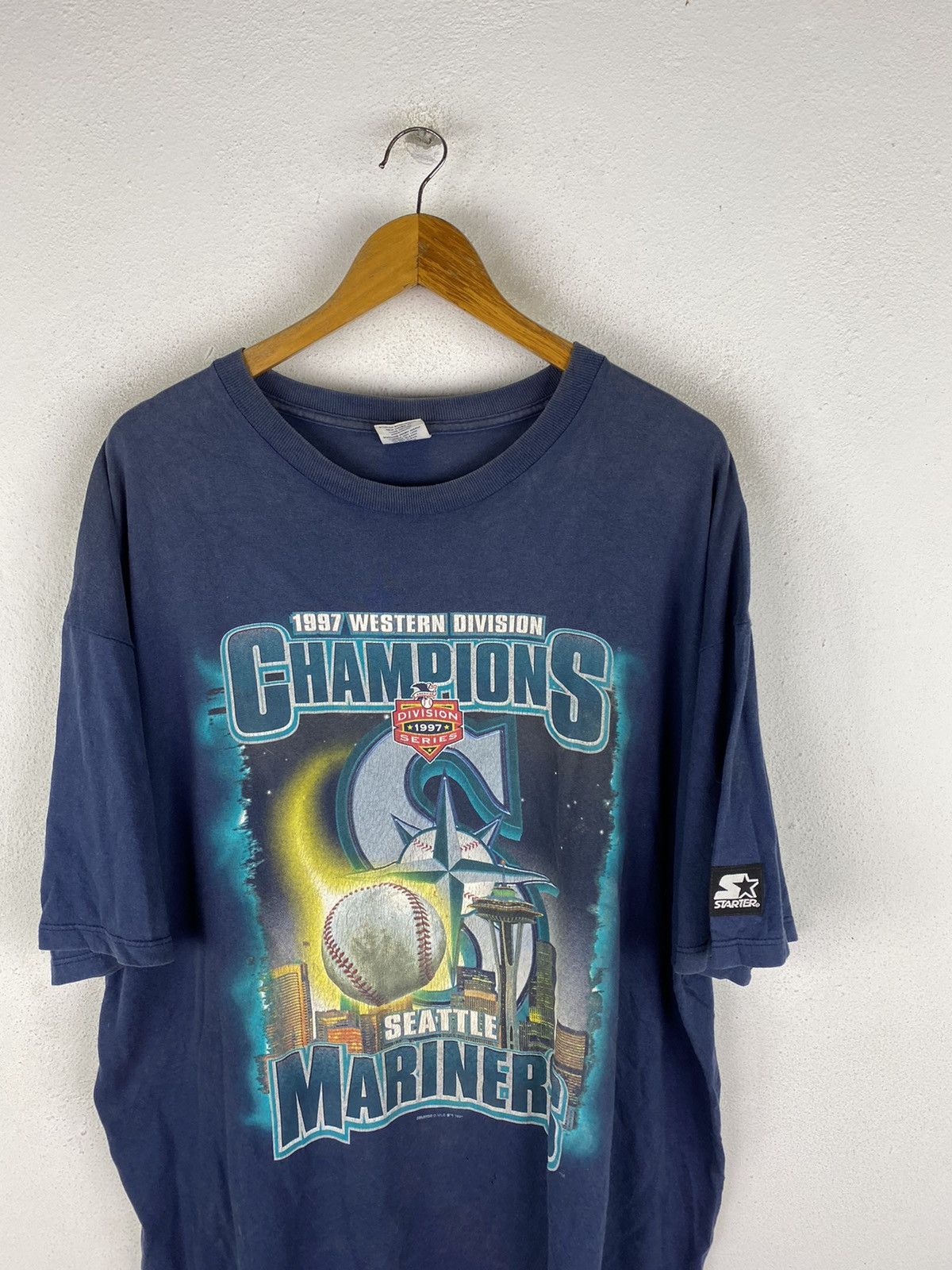 MLB × Starter × Vintage 🔥SALE🔥VINTAGE WESTERN DIVISION CHAMPIONS SEATTLE MARINES Size US XL / EU 56 / 4 - 5 Thumbnail