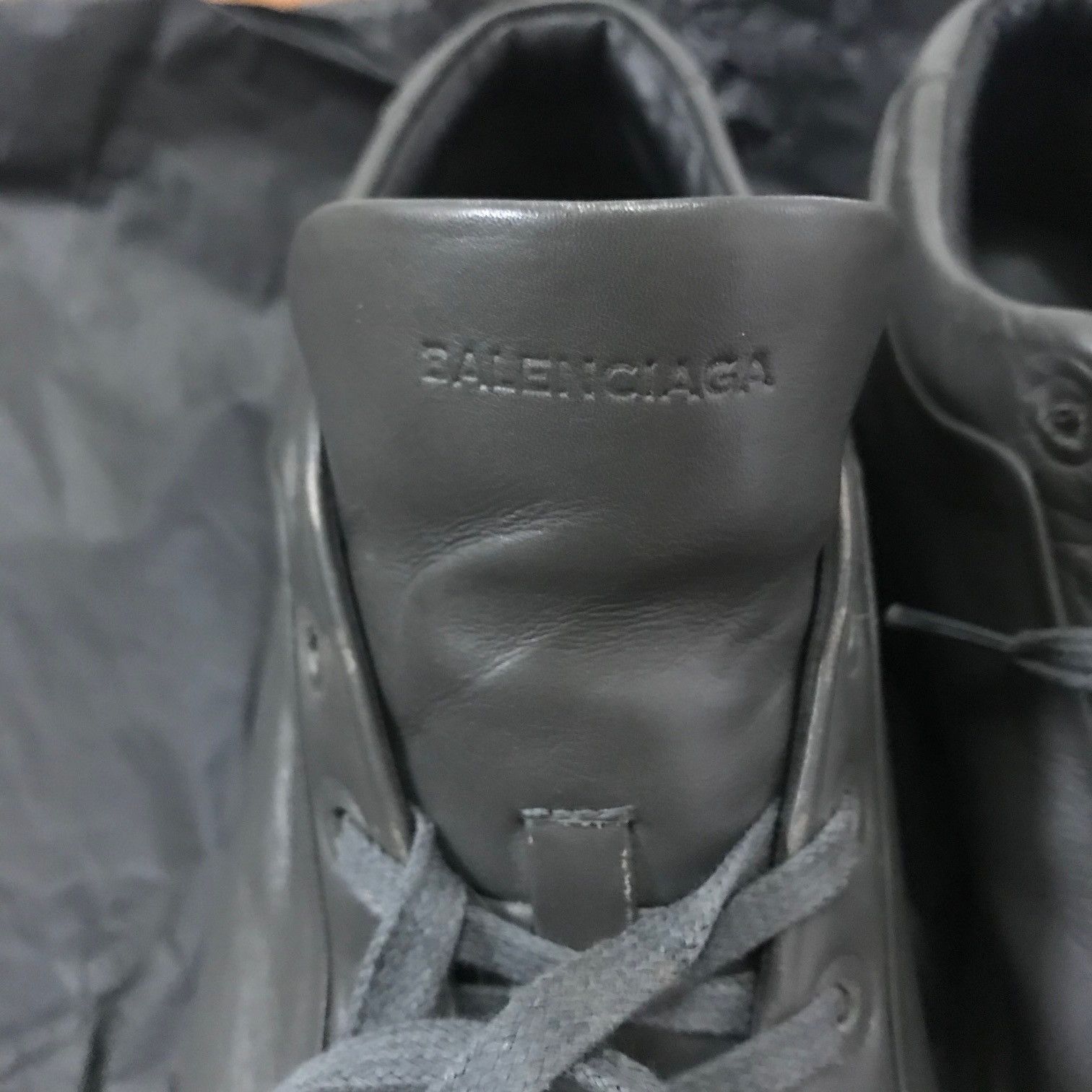 Balenciaga BALENCIAGA Low Top Leather Sneaker Size US 7 / EU 40 - 5 Thumbnail