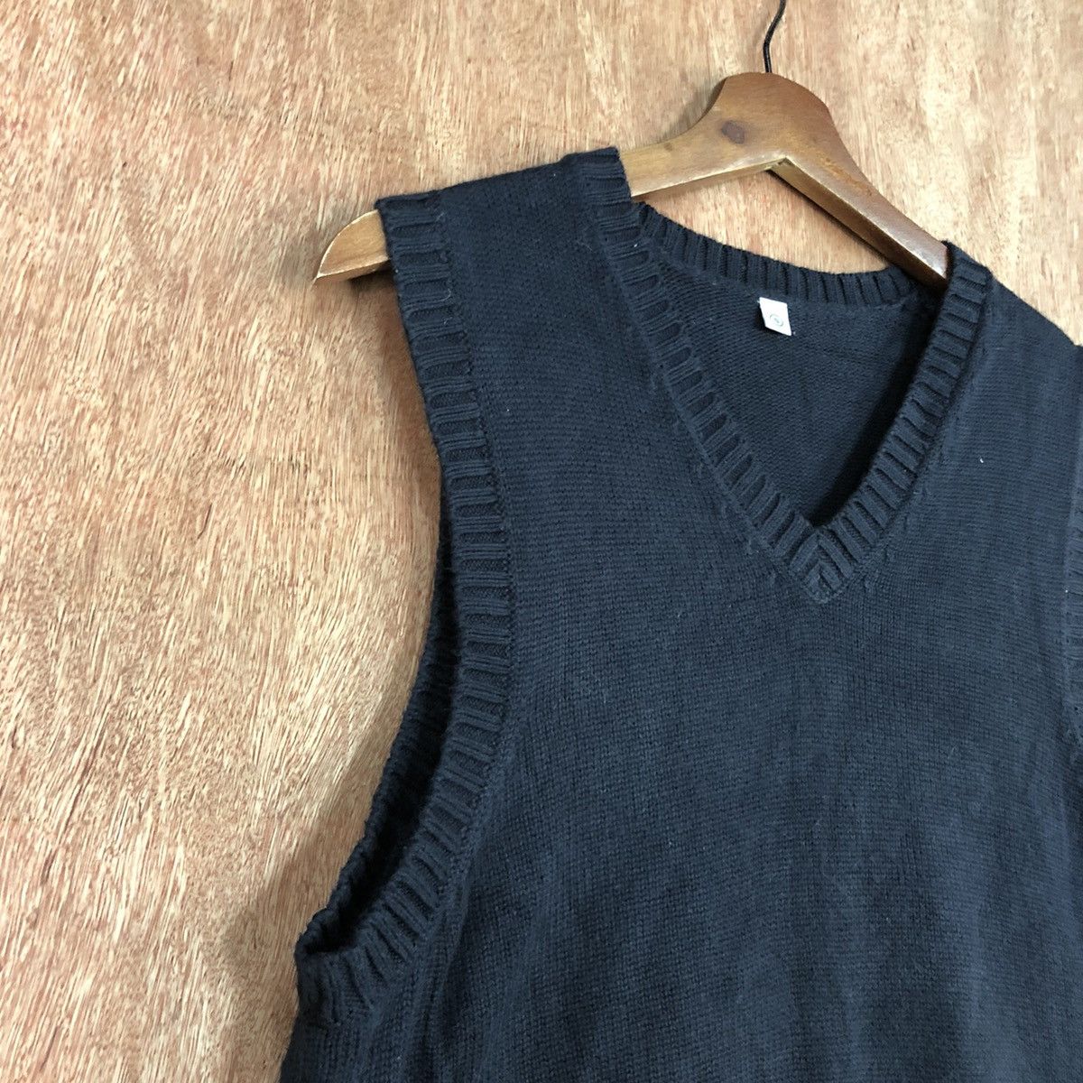 Vintage Japan Black plain Knit Vest #c846 Size US S / EU 44-46 / 1 - 5 Thumbnail